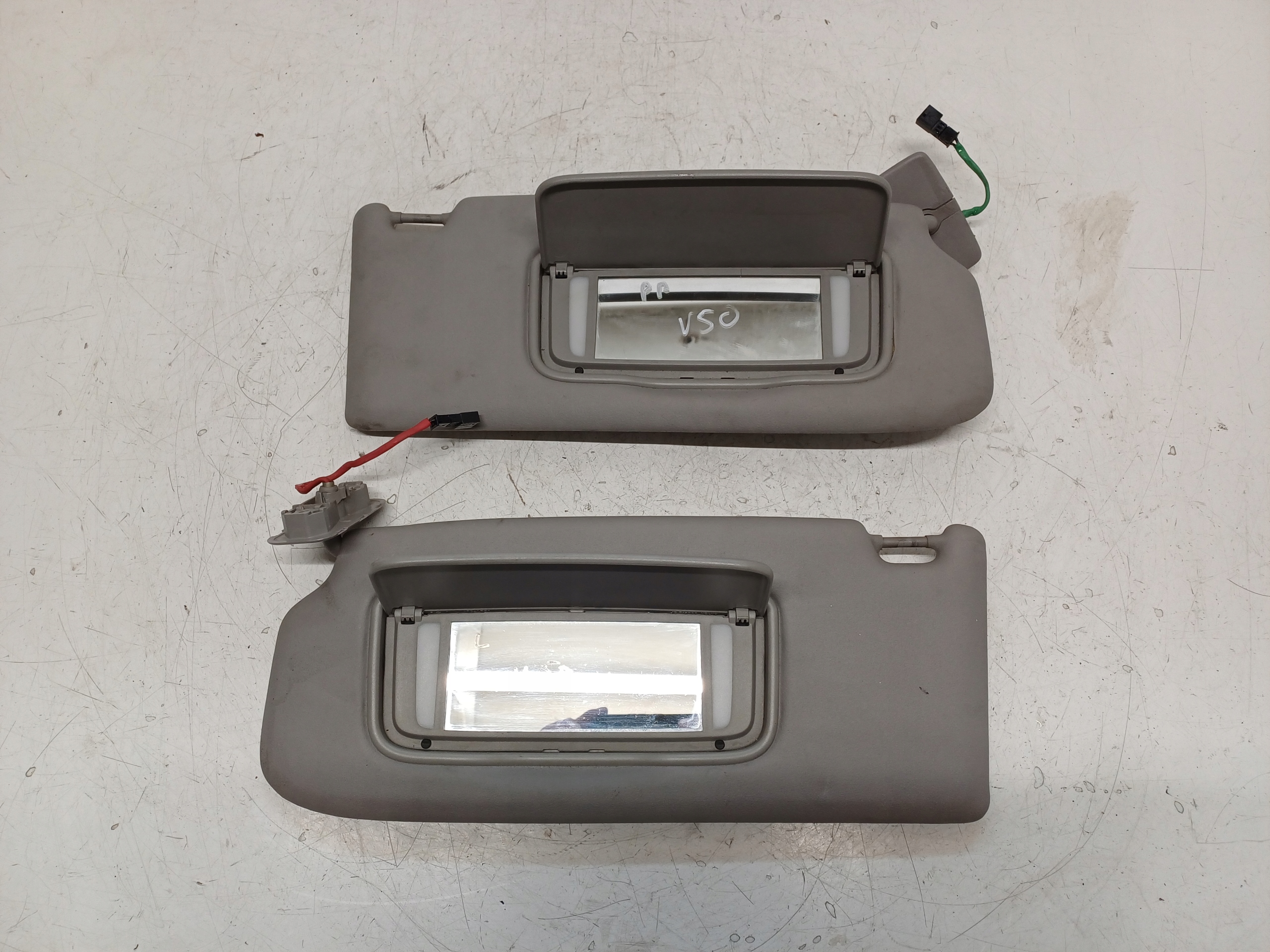 VOLVO V50 04-12 DASZKI PRZECIWSŁONECZNE KPL