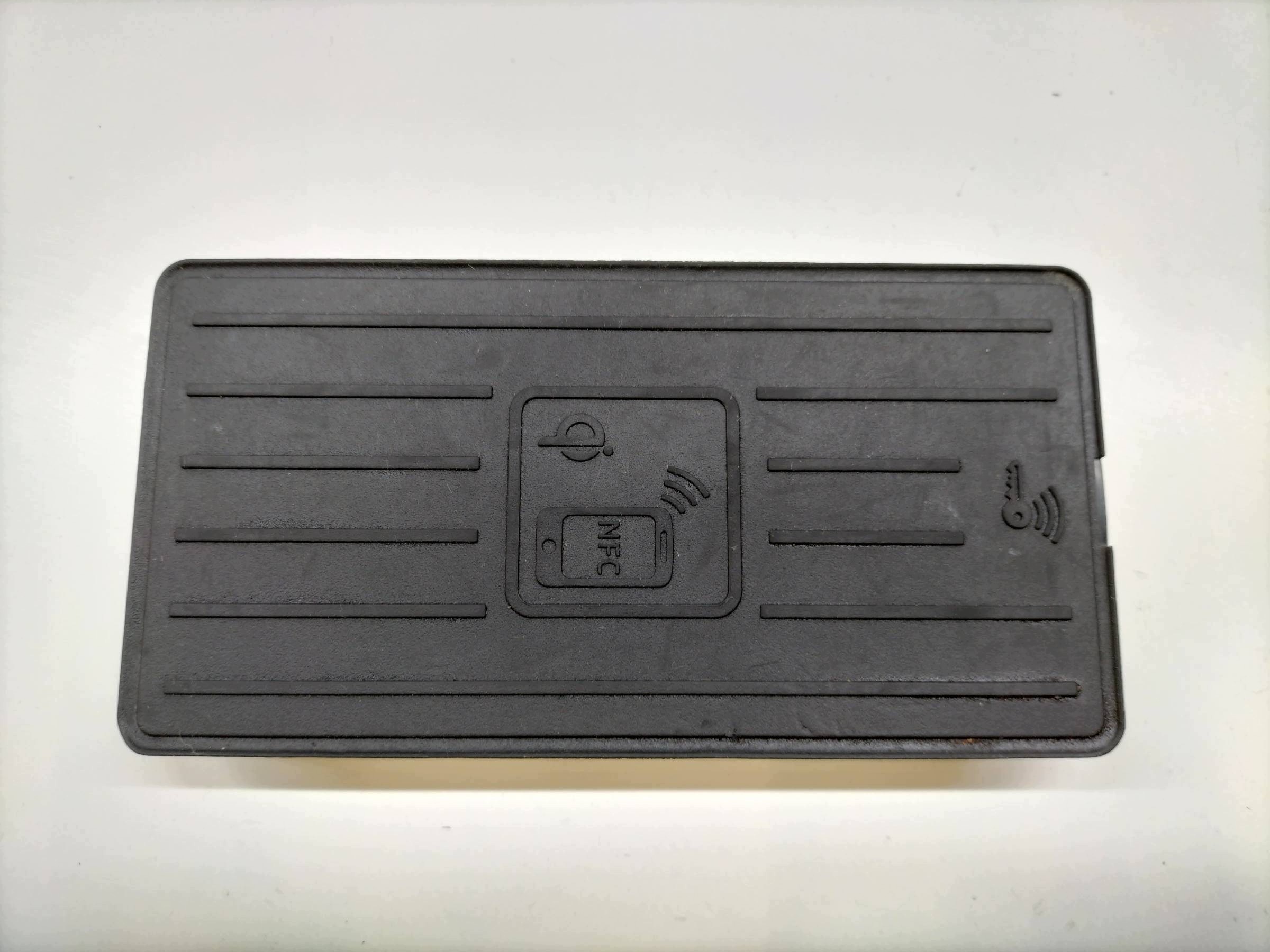 modulo LADOWARKA INDUKCYJNA 4K0035773A Audi A7 II (2018-2025) C8