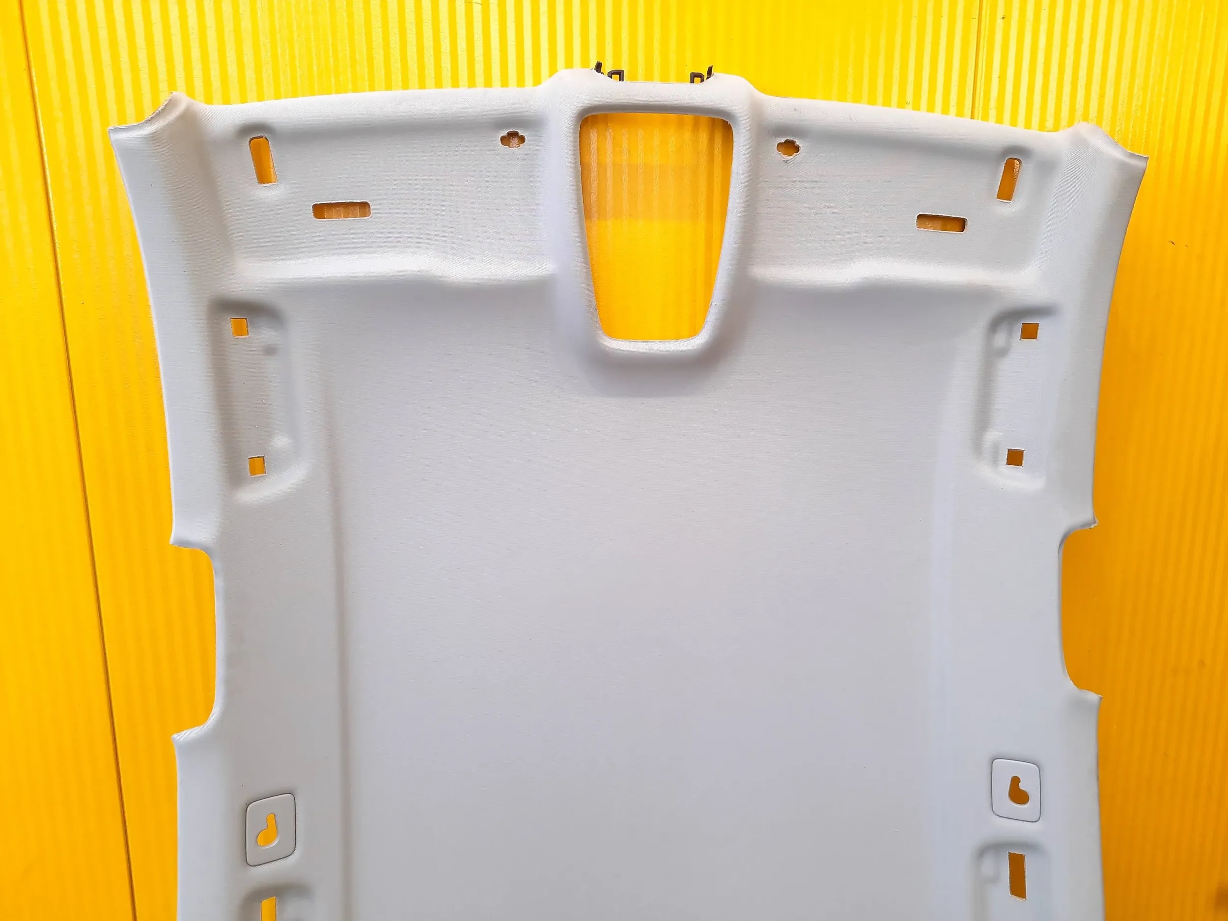 Audi A4 B9 KOMBI PODSUFITKA 8W9867506F Producent części Audi OE