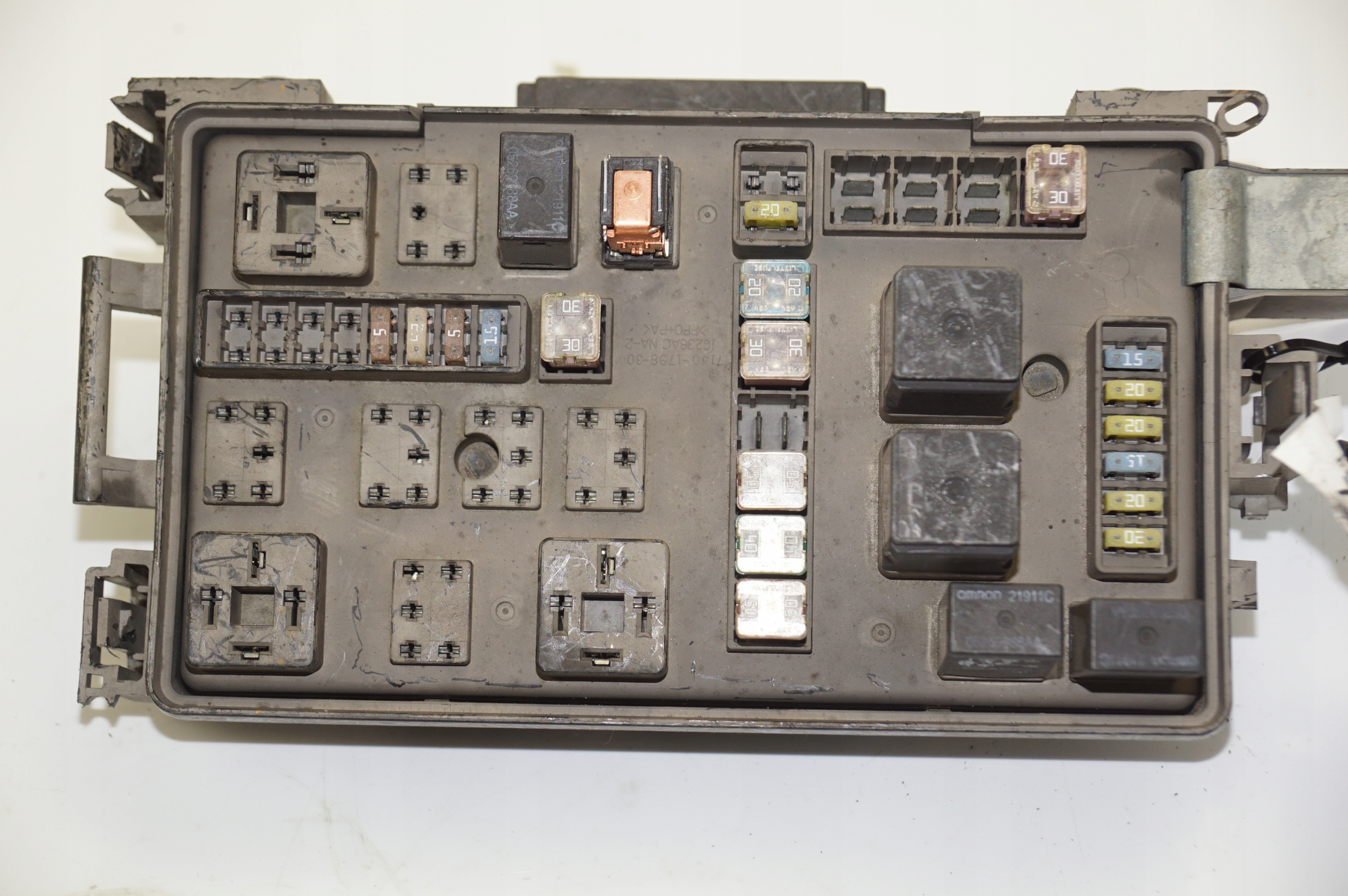 Module fusibles 7140179830 16238AC CHRYSLER 300C