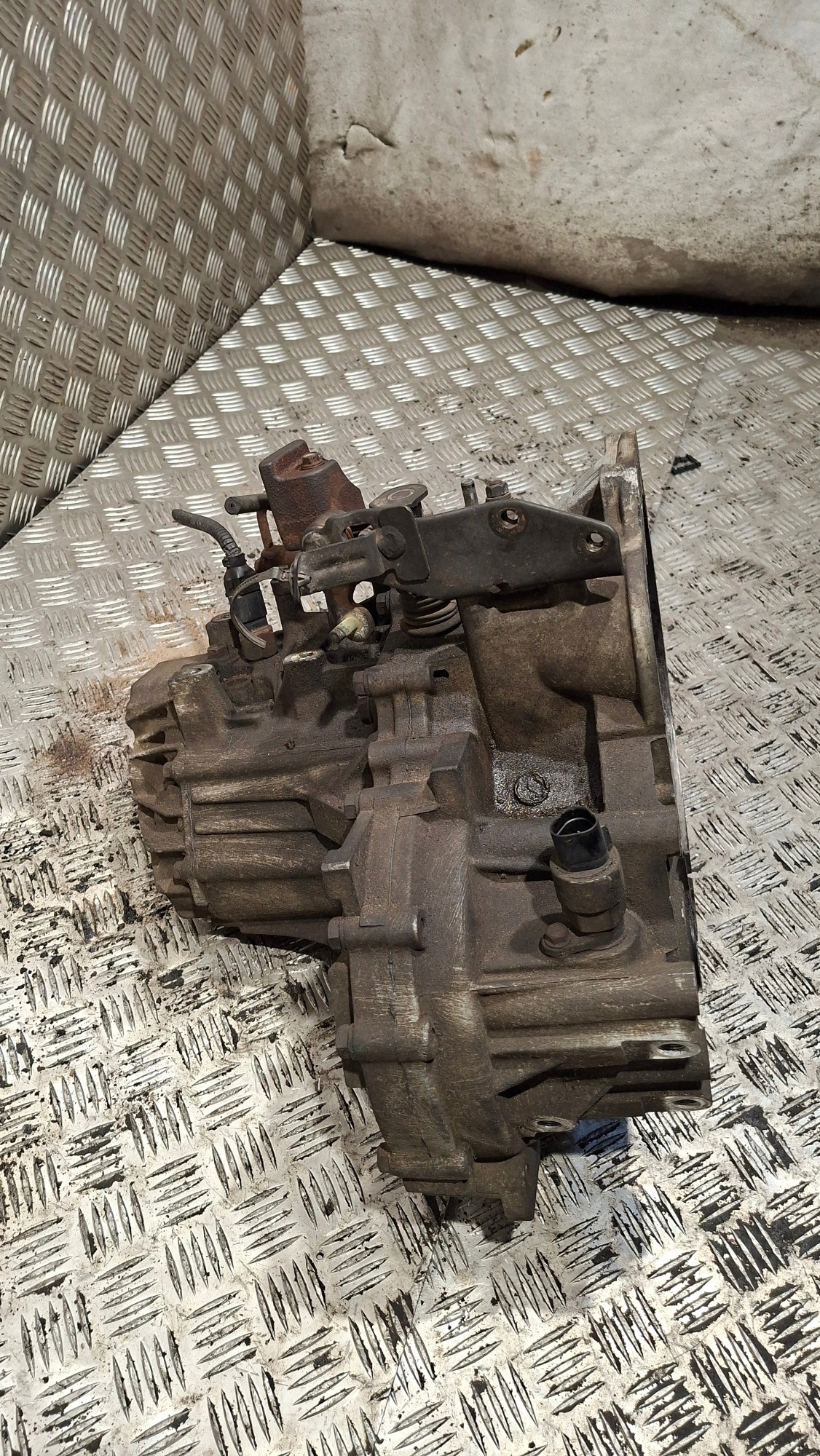 gearbox, HYUNDAI COUPE II 1.6