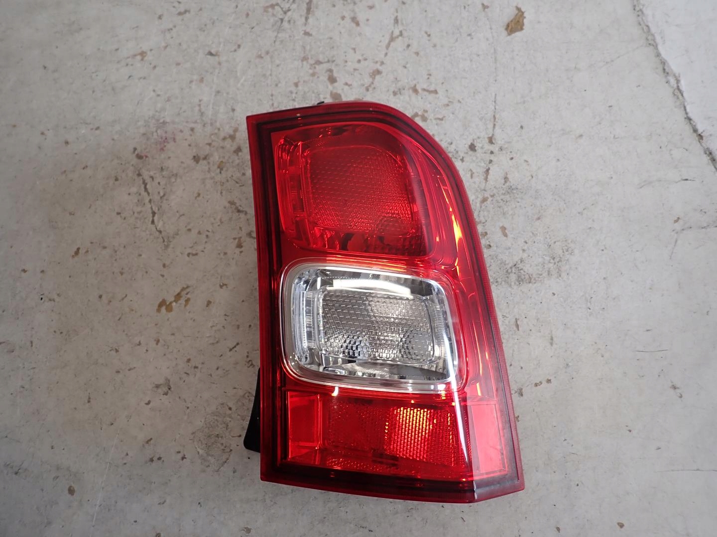 light rear part rear right SUZUKI IGNIS III 2016- 220-59343