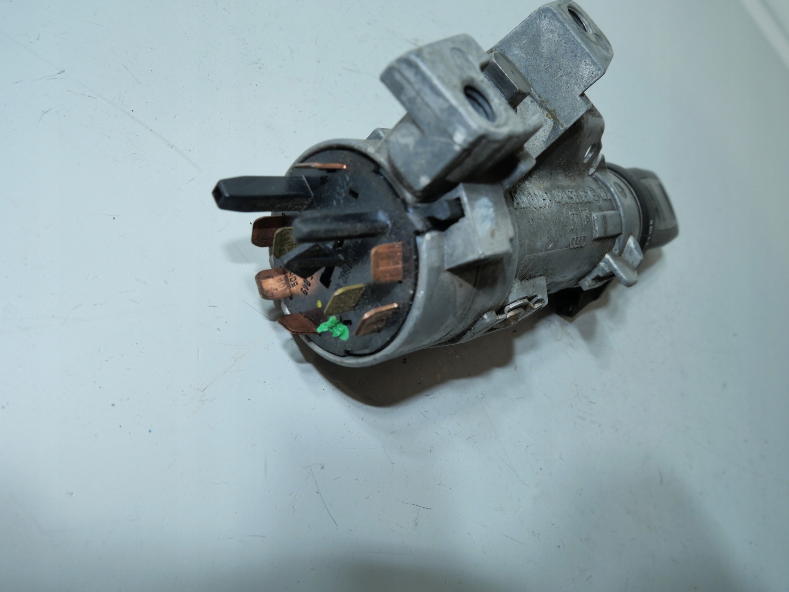 ignition + key VW 4B0905851G