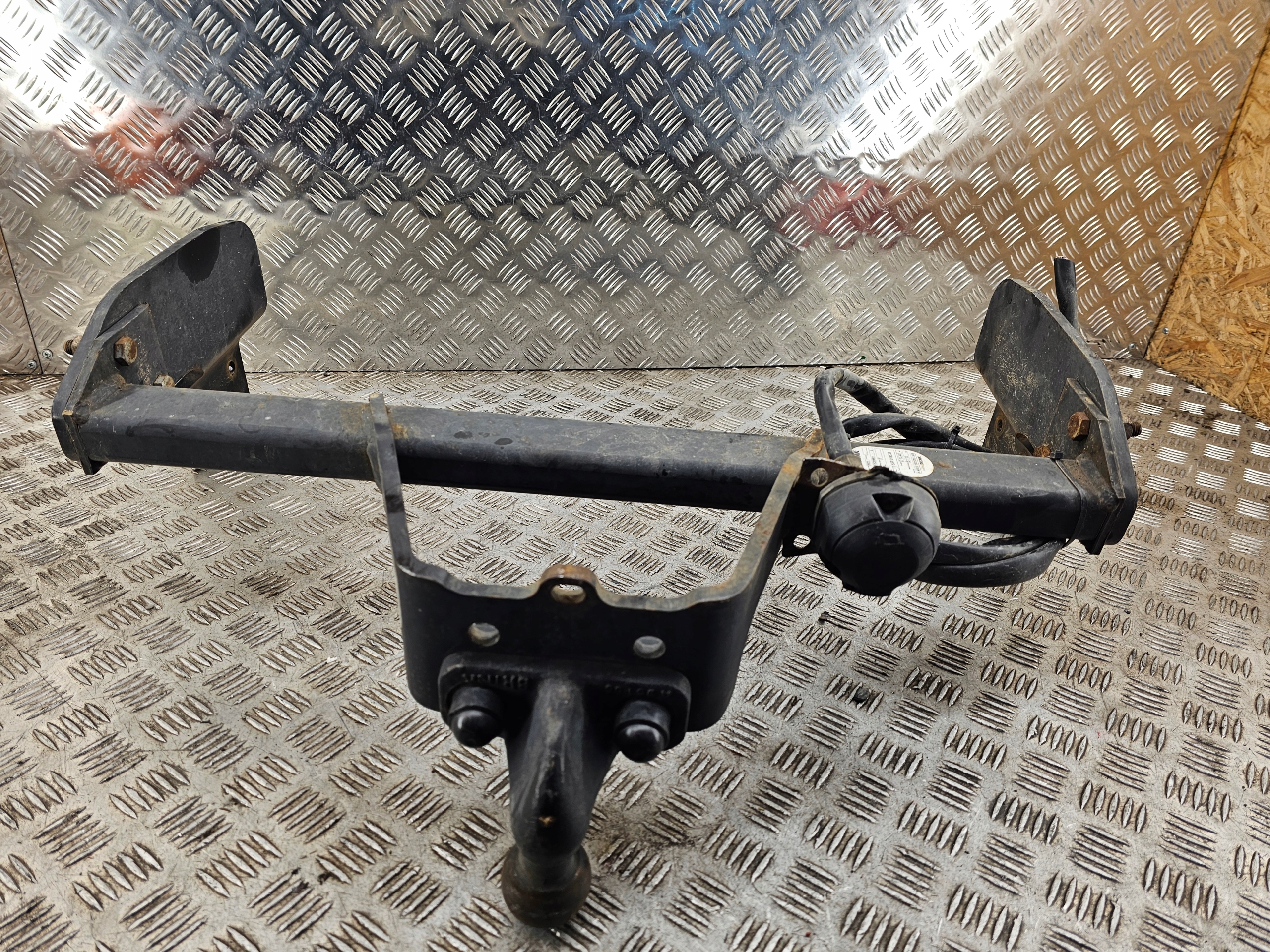FORD TRANSIT CUSTOM MINIBUS / PASSENGER tow 55R015950
