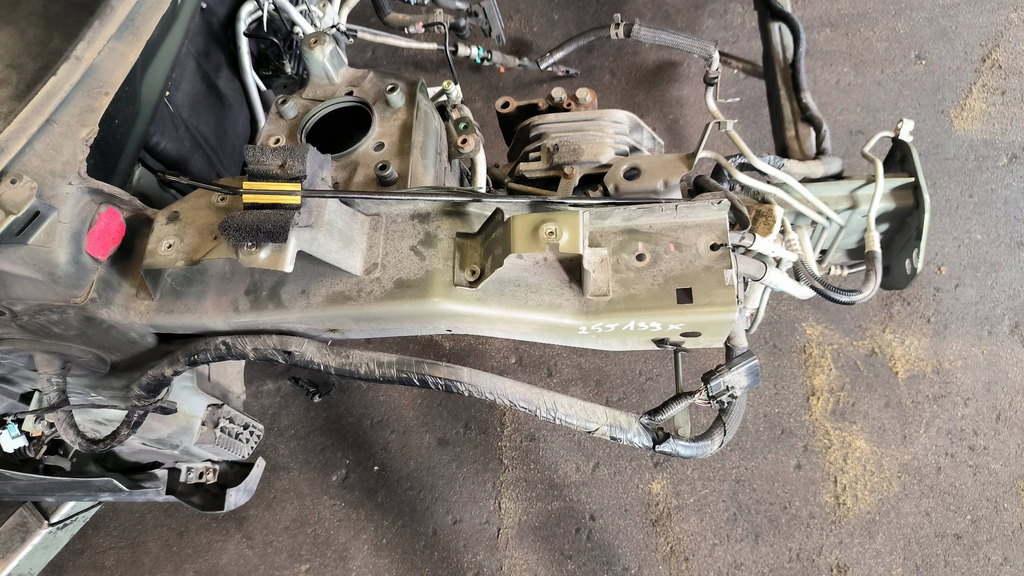 quarter right front 37A FIAT FREEMONT