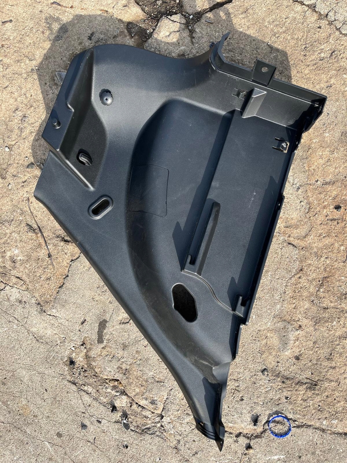 KIA PICANTO III boot upholstery left rear part 85730-G6040 2017
