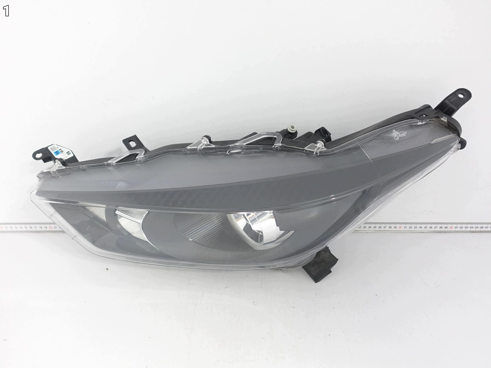 TOYOTA YARIS IV 4 XP210 20- light normal lens left front EUROPA