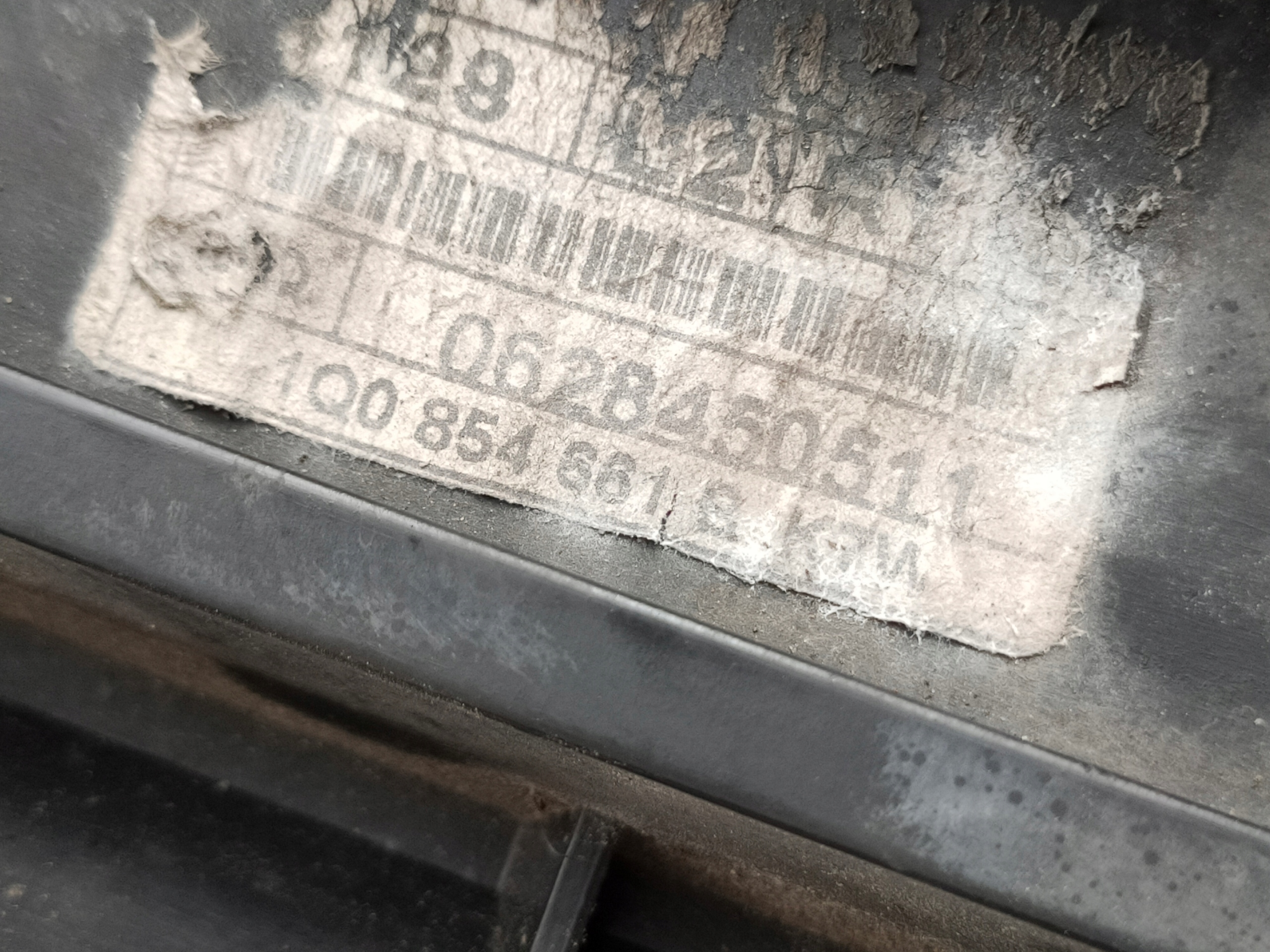 VW EOS 06-10 grid of a bumper front left front 1Q0854661B OE