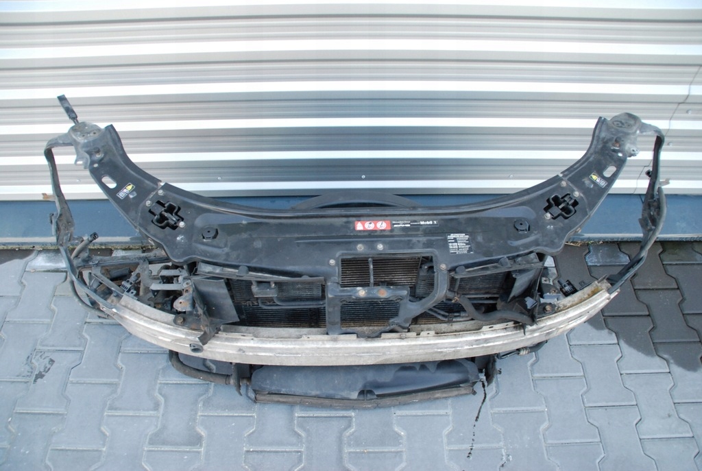 MERCEDES W221 63 AMG PAS PRZEDNI CHŁODNICE WZMOCNIENIE Typ samochodu Samochody osobowe