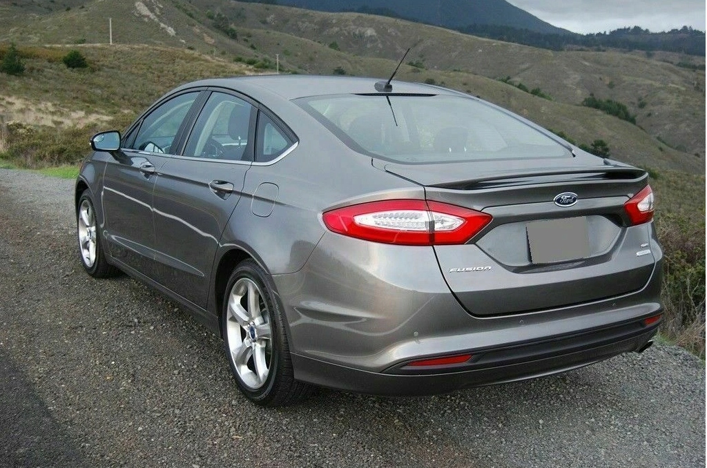 FORD MONDEO MK5 SPOILER KLAPY BAGAZNIKA - SPOILER NA DKLAPE