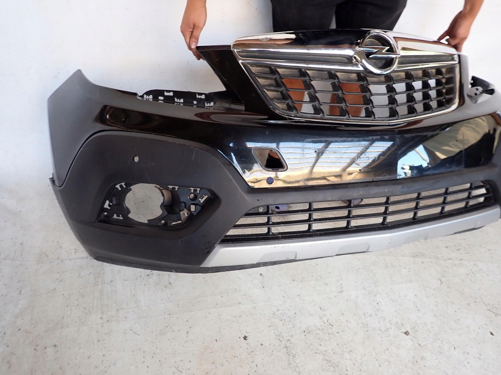 OPEL MOKKA A and 1 12-16 bumper front front PDC