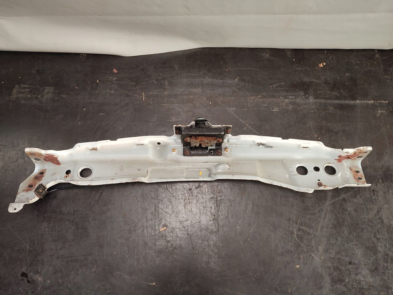 support panel for radiators pillar Ford Transit VI AA