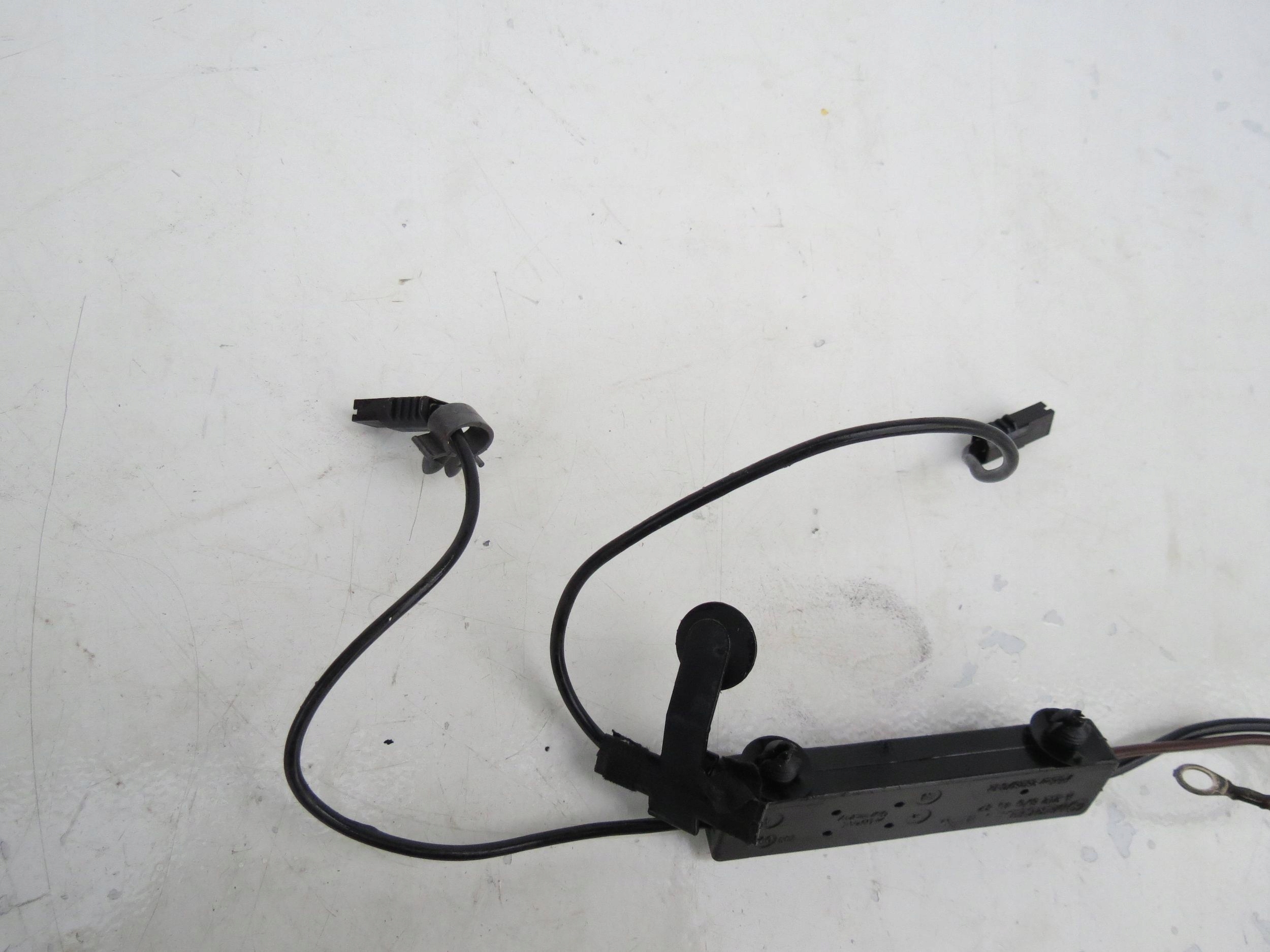 amplifier ANTENY MERCEDES-BENZ CLS C218 AMG A2128704589