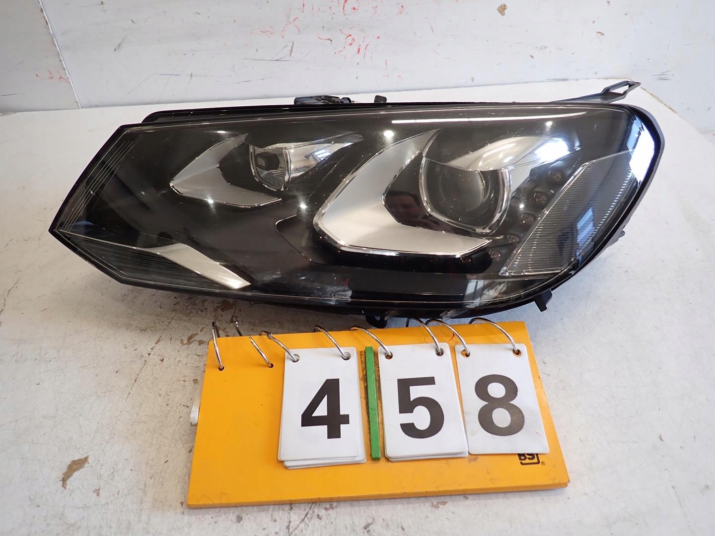 light front front left VW TOUAREG II 2010- BI-XENON SKR 7P1941751