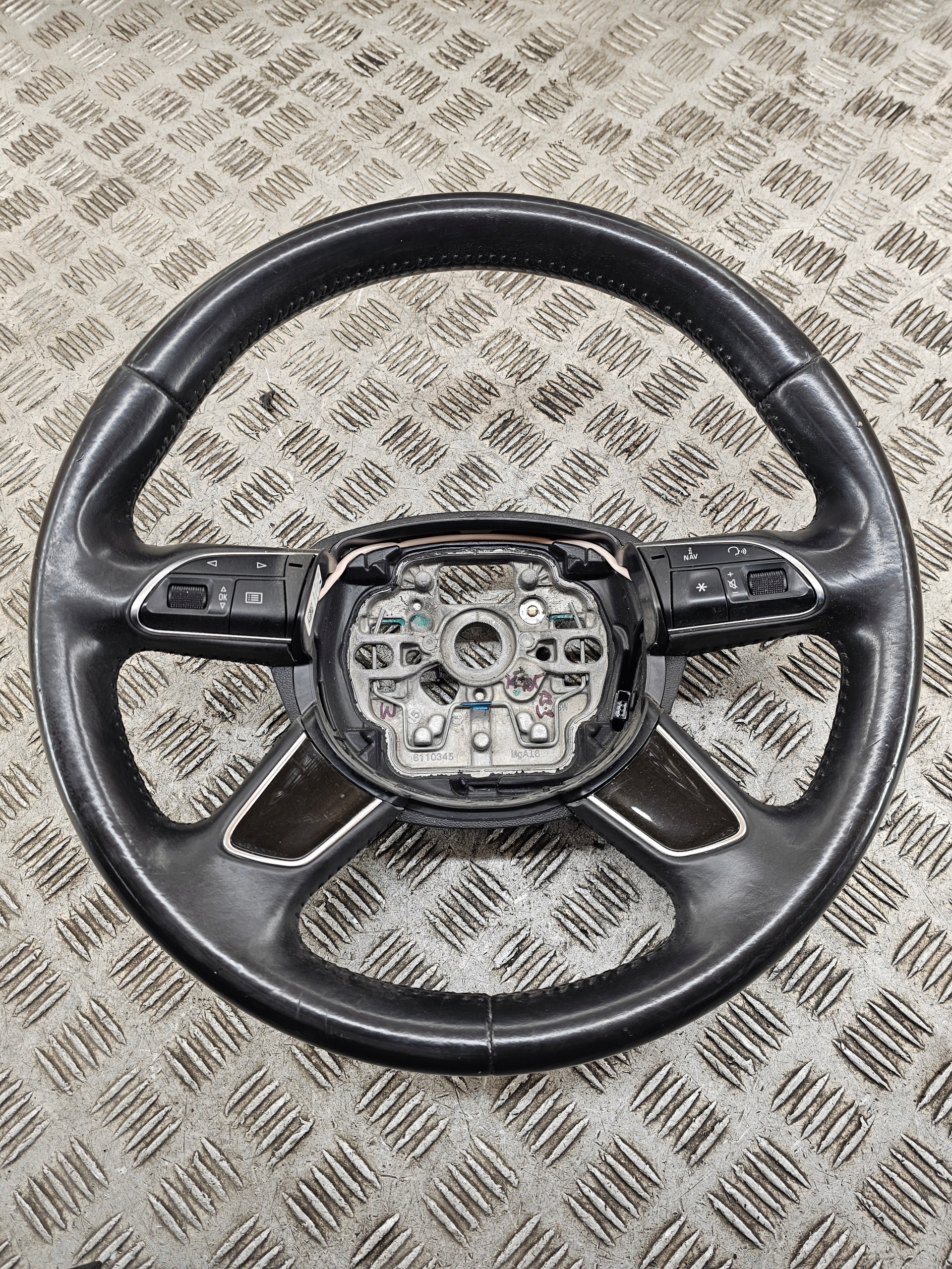 lenkrad SKORZANA MULTIFUNKCJA AUDI A6 C7 4G 4G0419091M