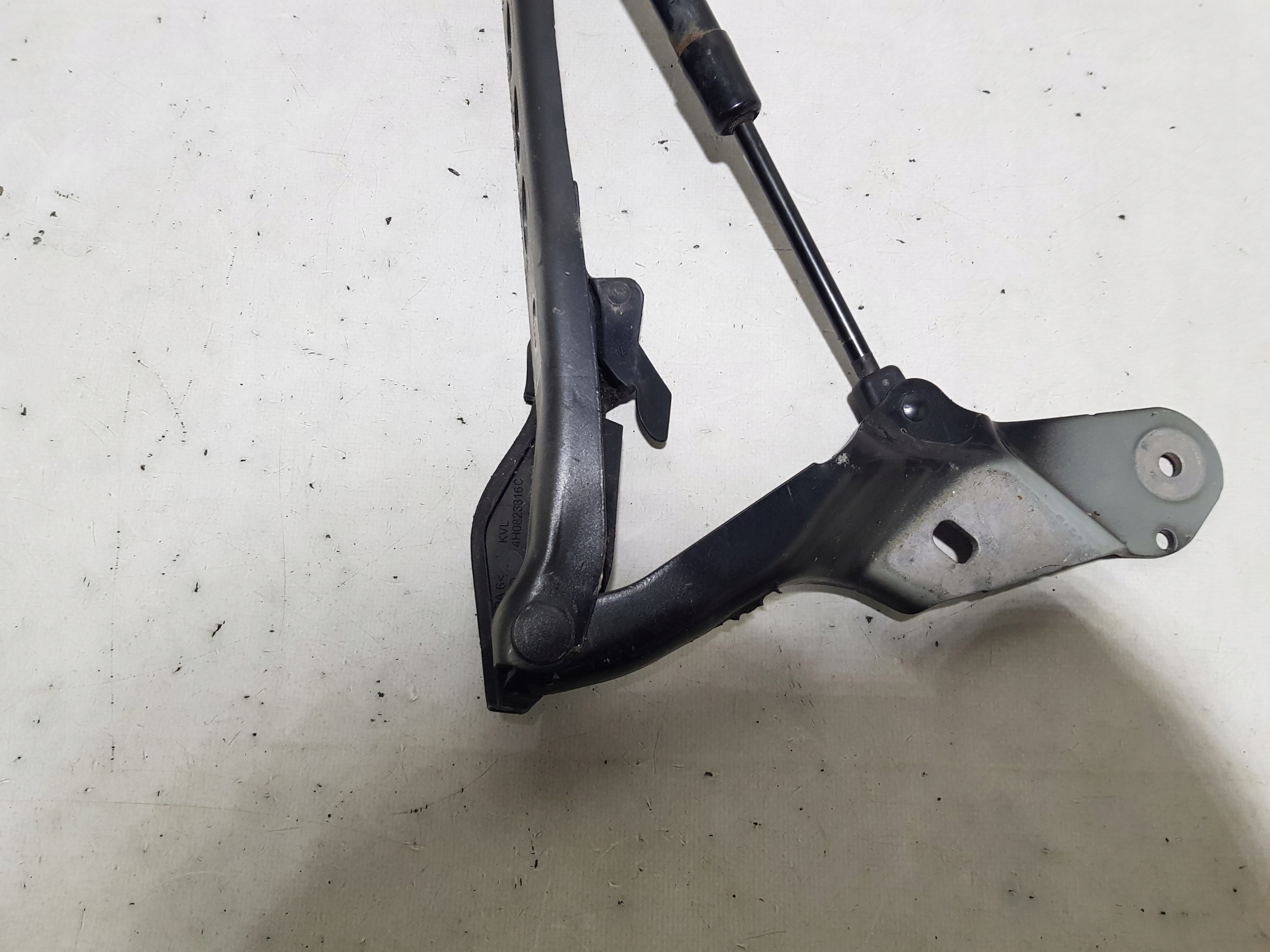 hinge bonnets right left KOMPLET AUDI A8 D4 4H0823301D 4H0823302D