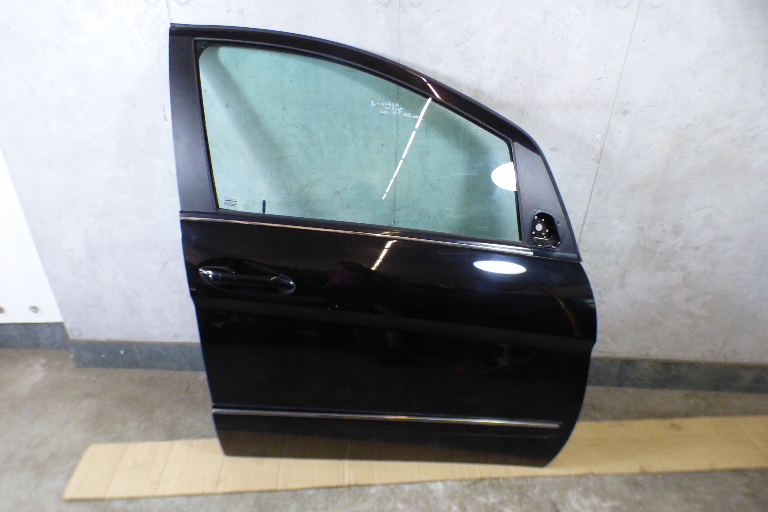 door right front original LAKIER 191 nice Mercedes B-Klasa W245