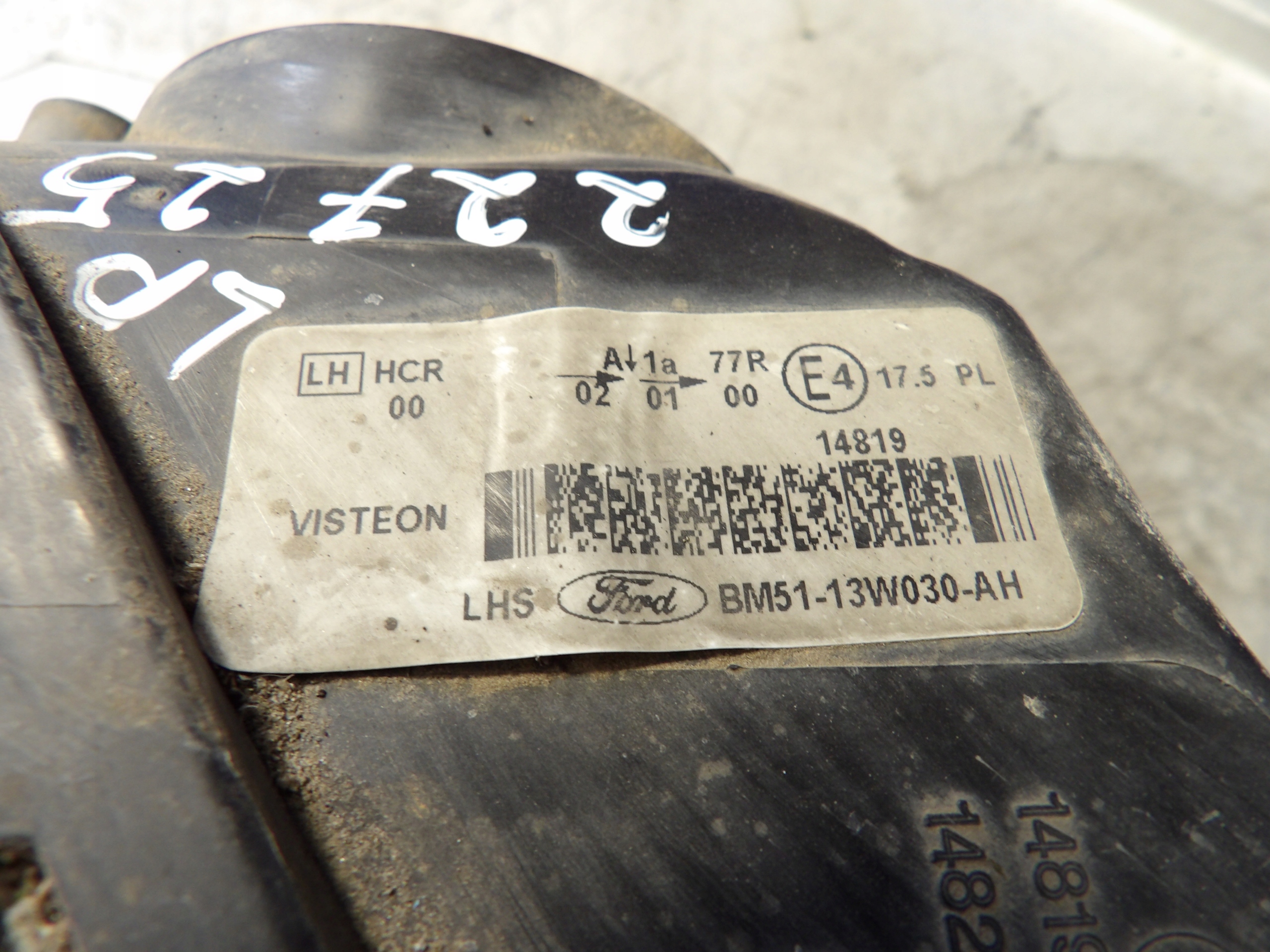 Ford Focus MK3 kombi light front left BM51-13W030-AH