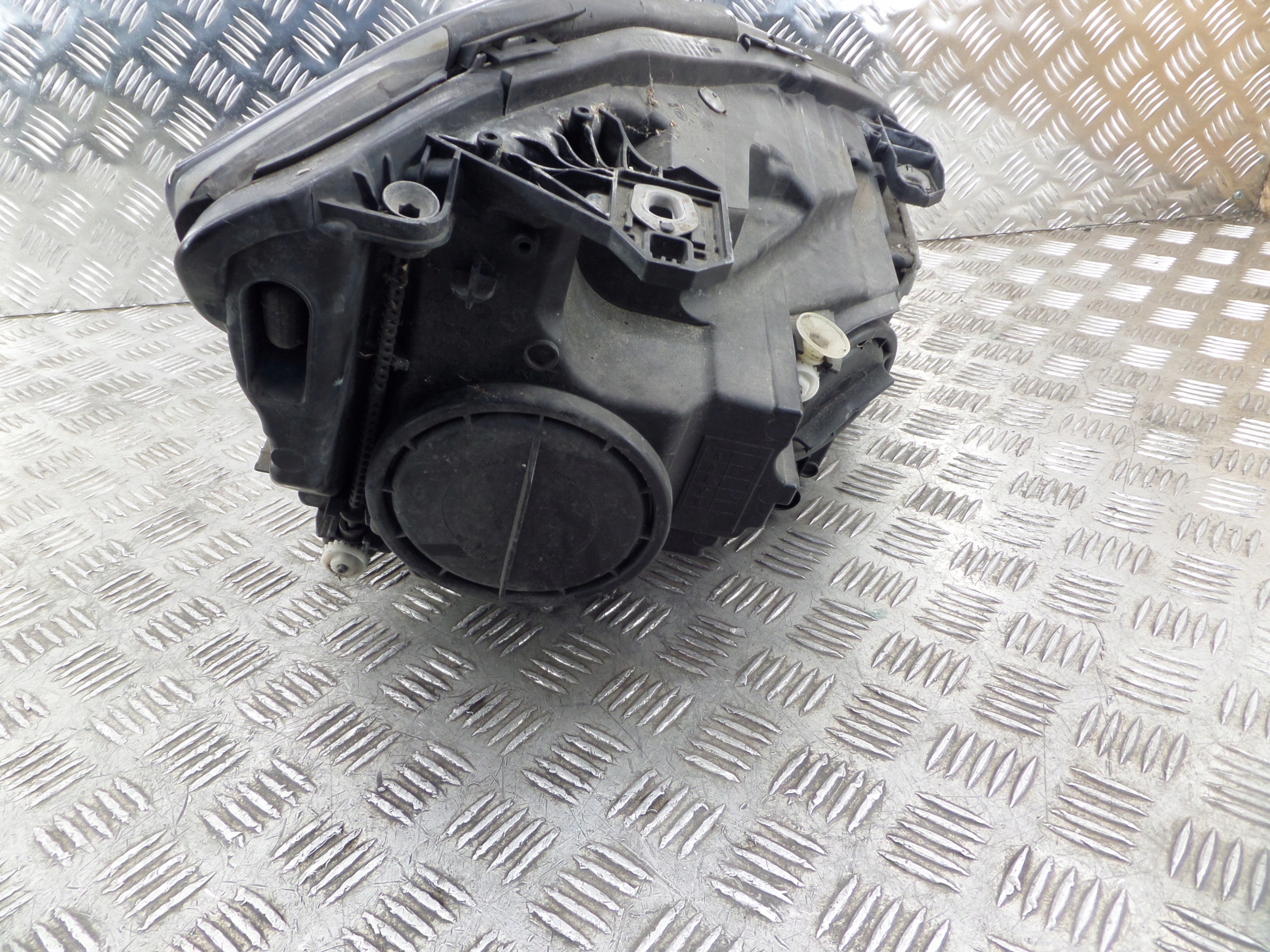 MERCEDES A W176 176 light left front left front BI XENON LED A1768201961