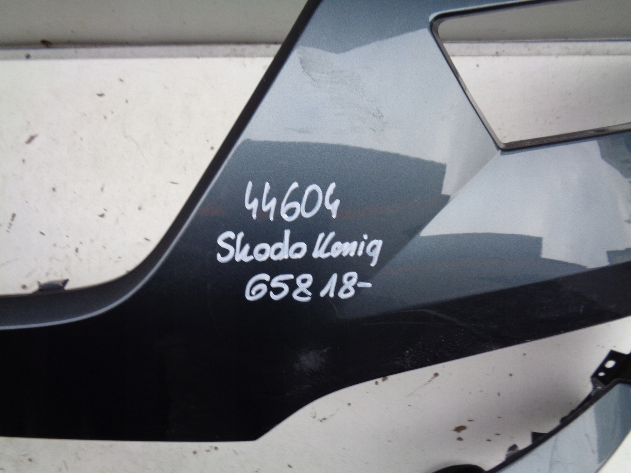 Frontstoßstange SKODA KAMIQ 658 18- NR 44604