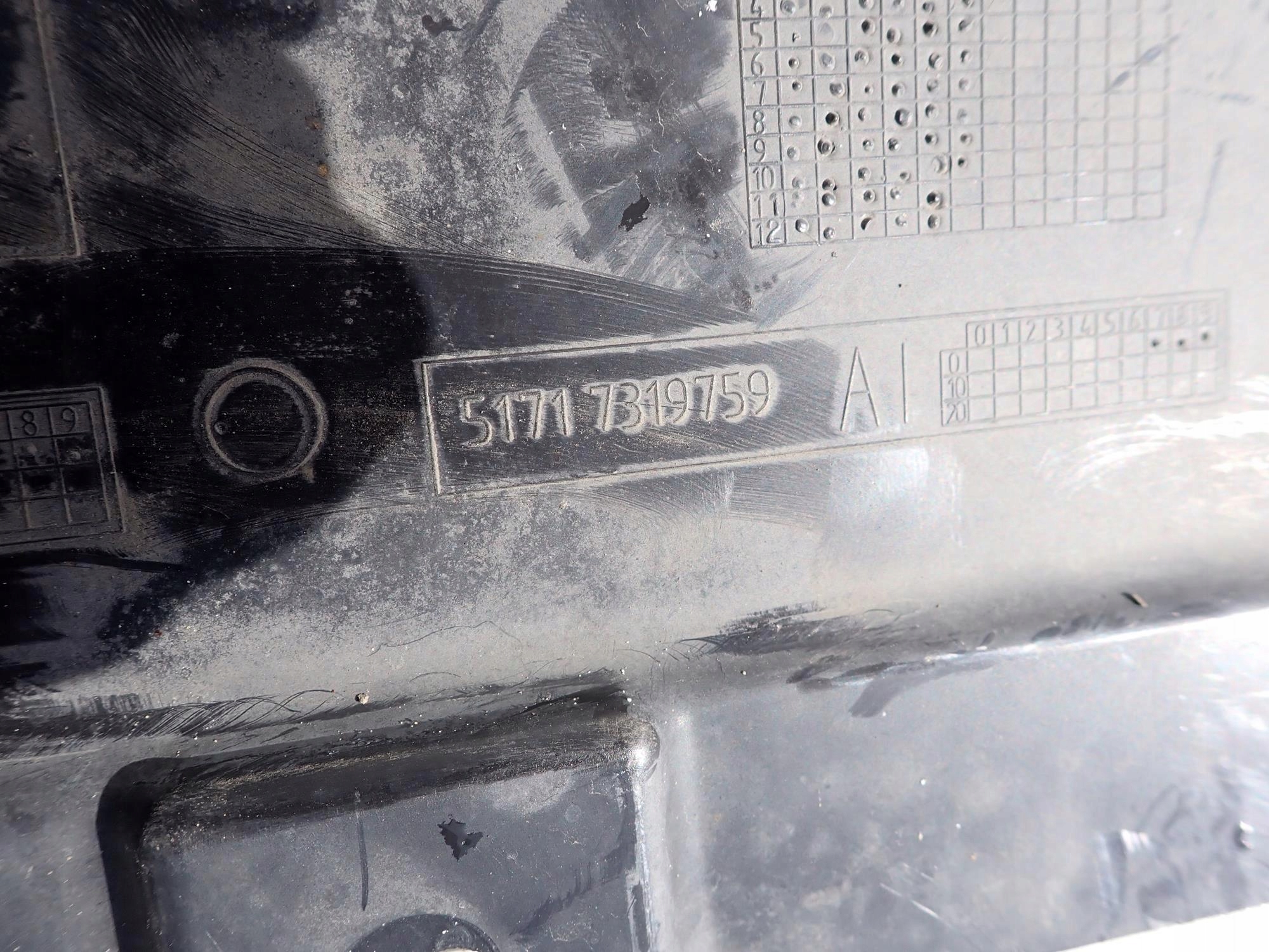 MINI COOPER III 3 F55 13-> mudguard front left
