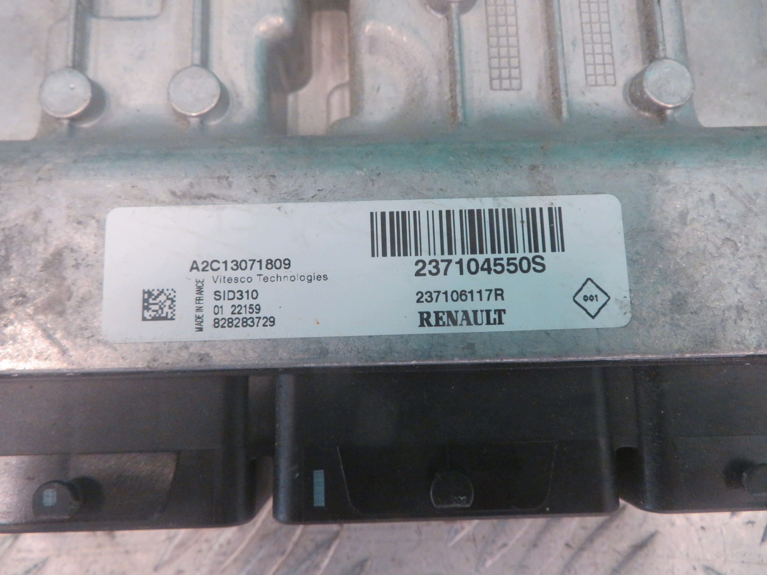 computer centralina motore RENAULT MASTER OPEL MOVANO 2.3 22R 237104550S