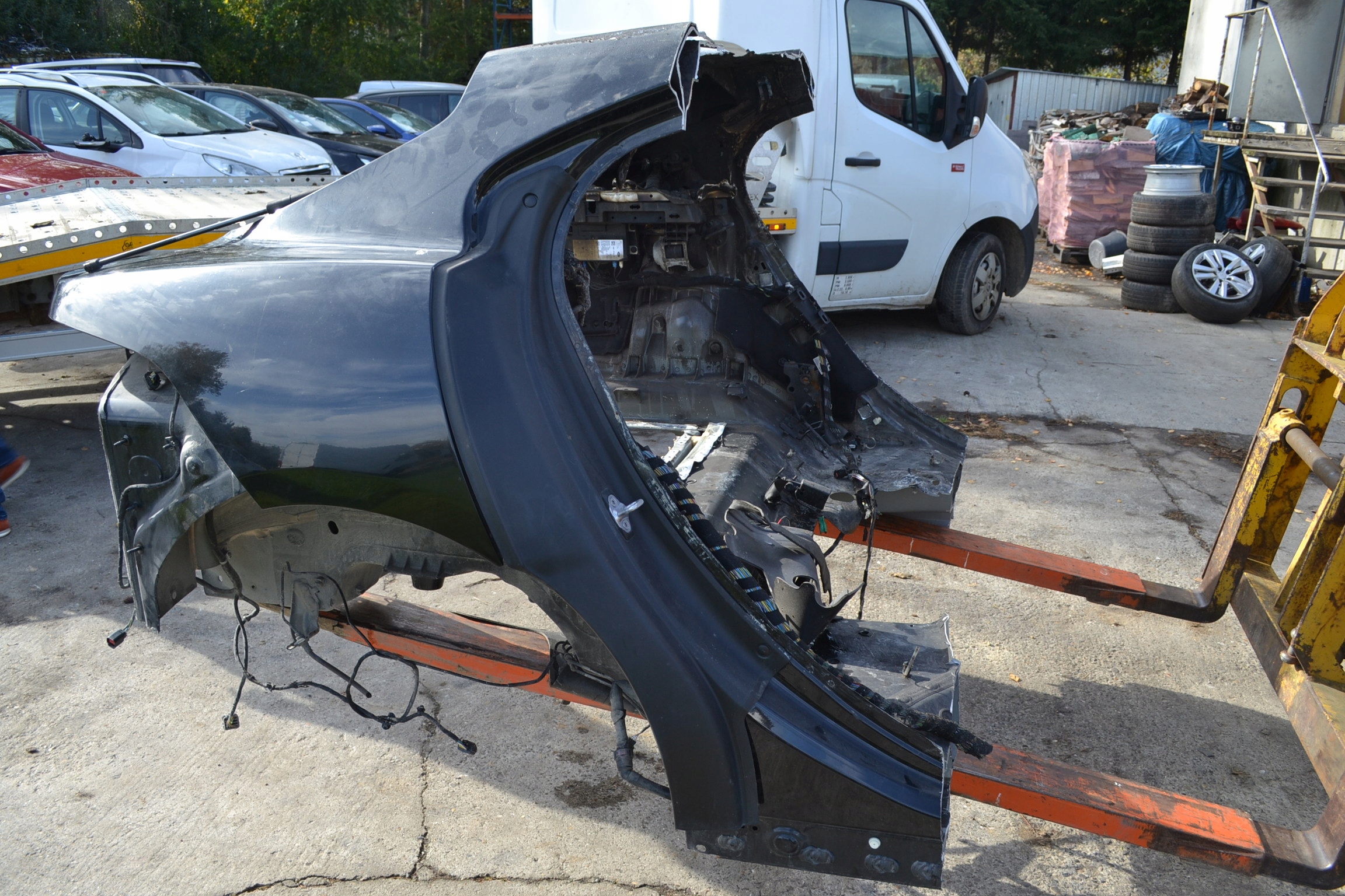 JAGUAR e PACE X590 parafango posteriore Destra LONGHERONE 18