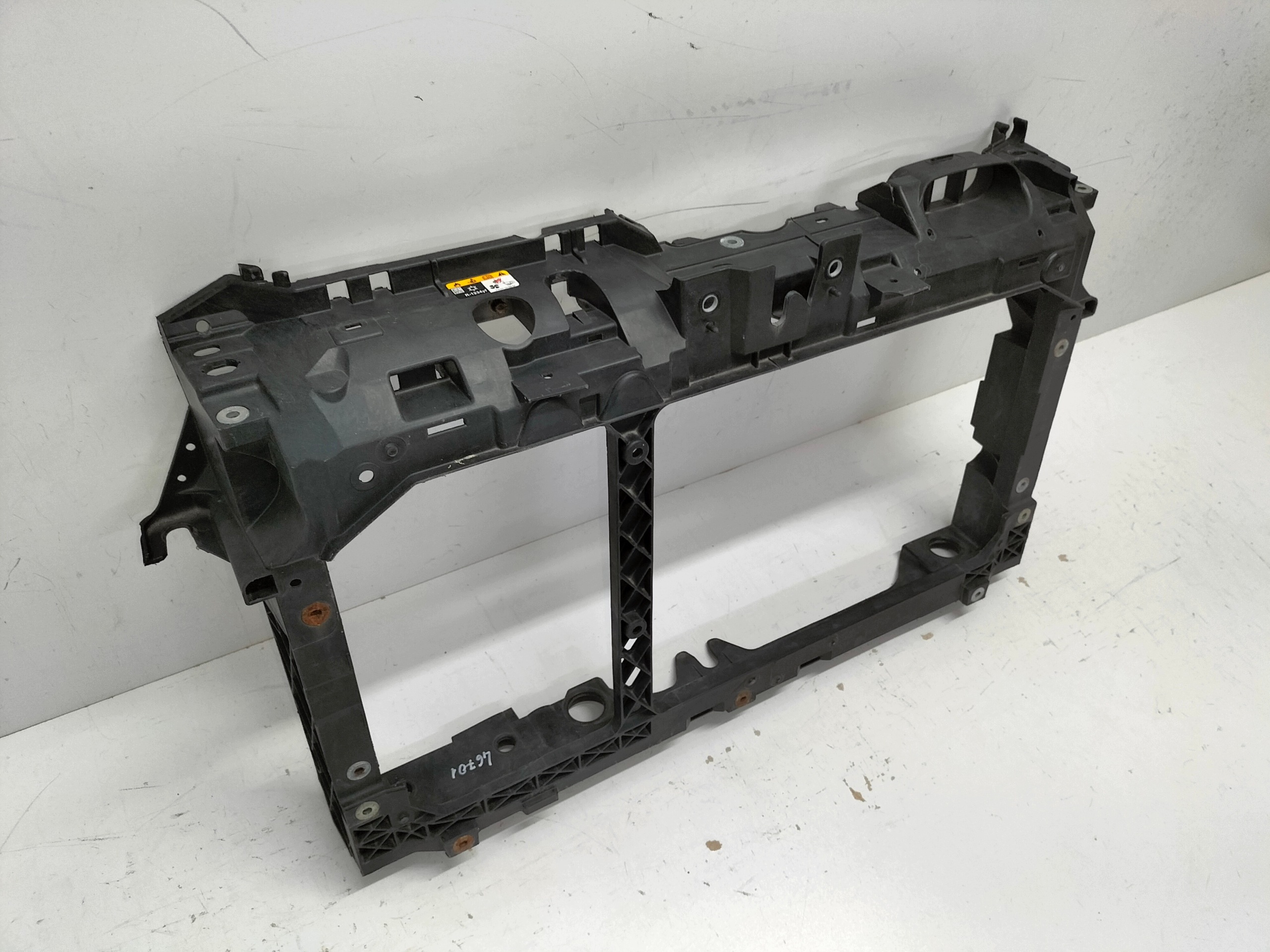 support panel for radiators pillar iron FORD FIESTA MK7 LIFT 13