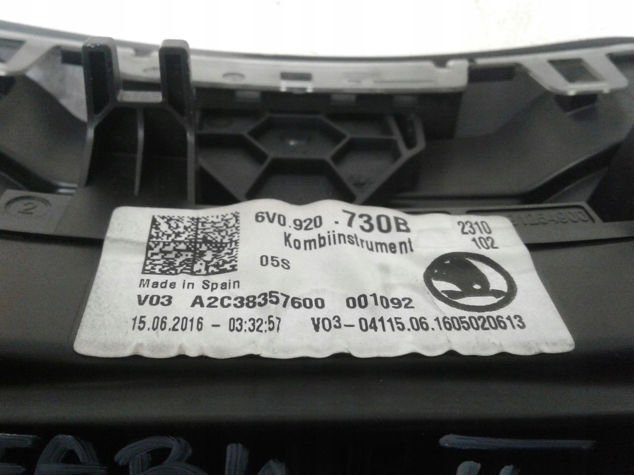 спидометр 6V0920730B SKODA FABIA III 1.0