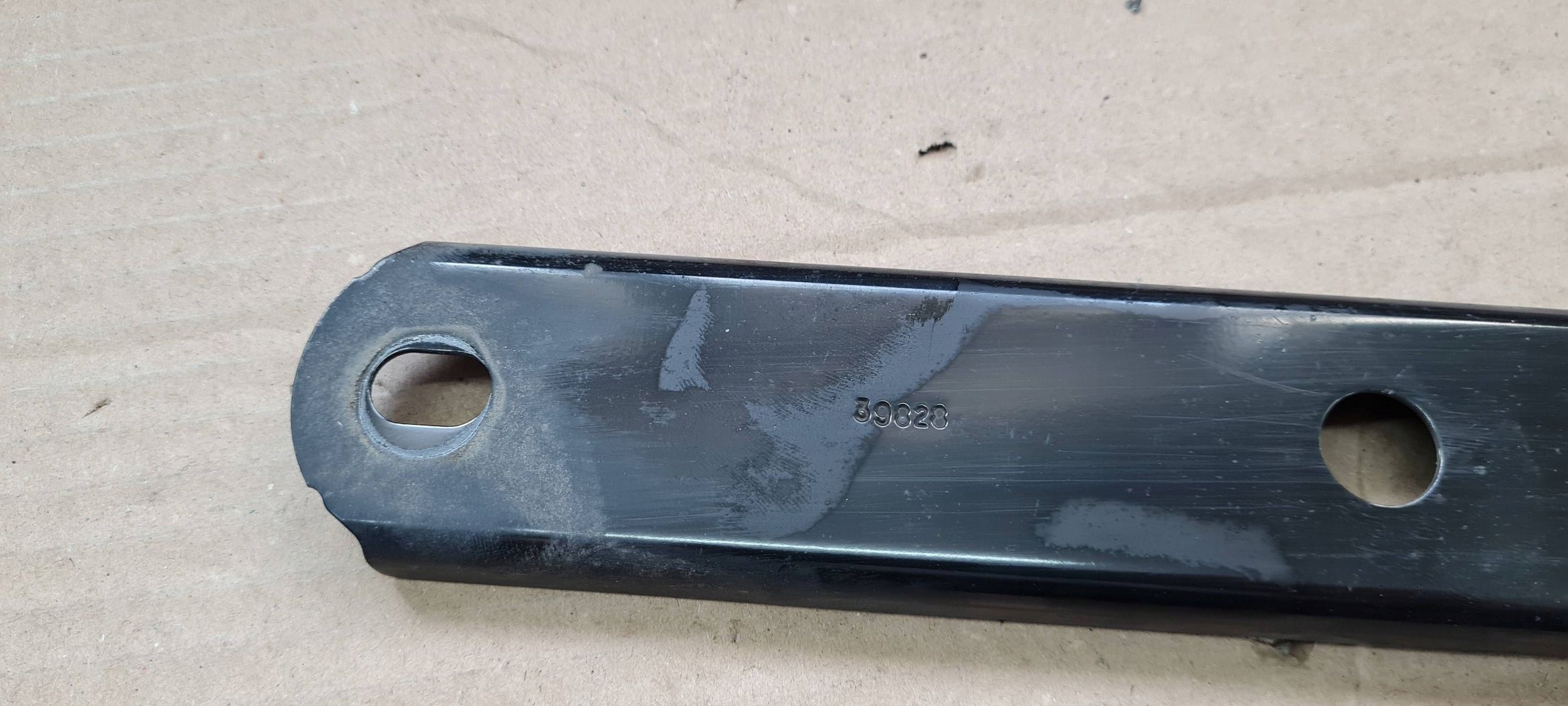 Jeep Grand Cherokee WL 2022 bracket holder console F076AA076C2