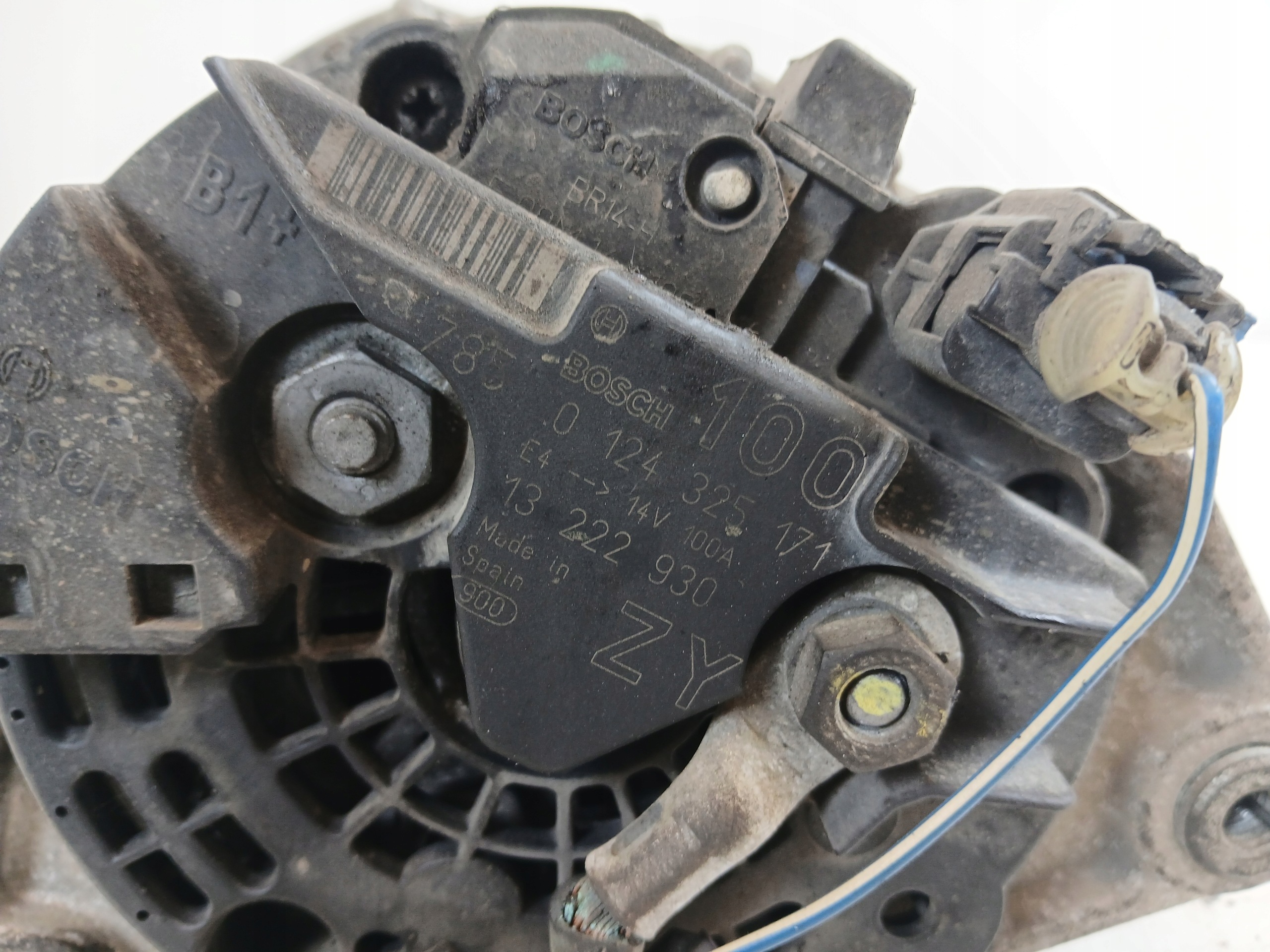 OPEL CORSA D 1.2 alternator 13222930 100A