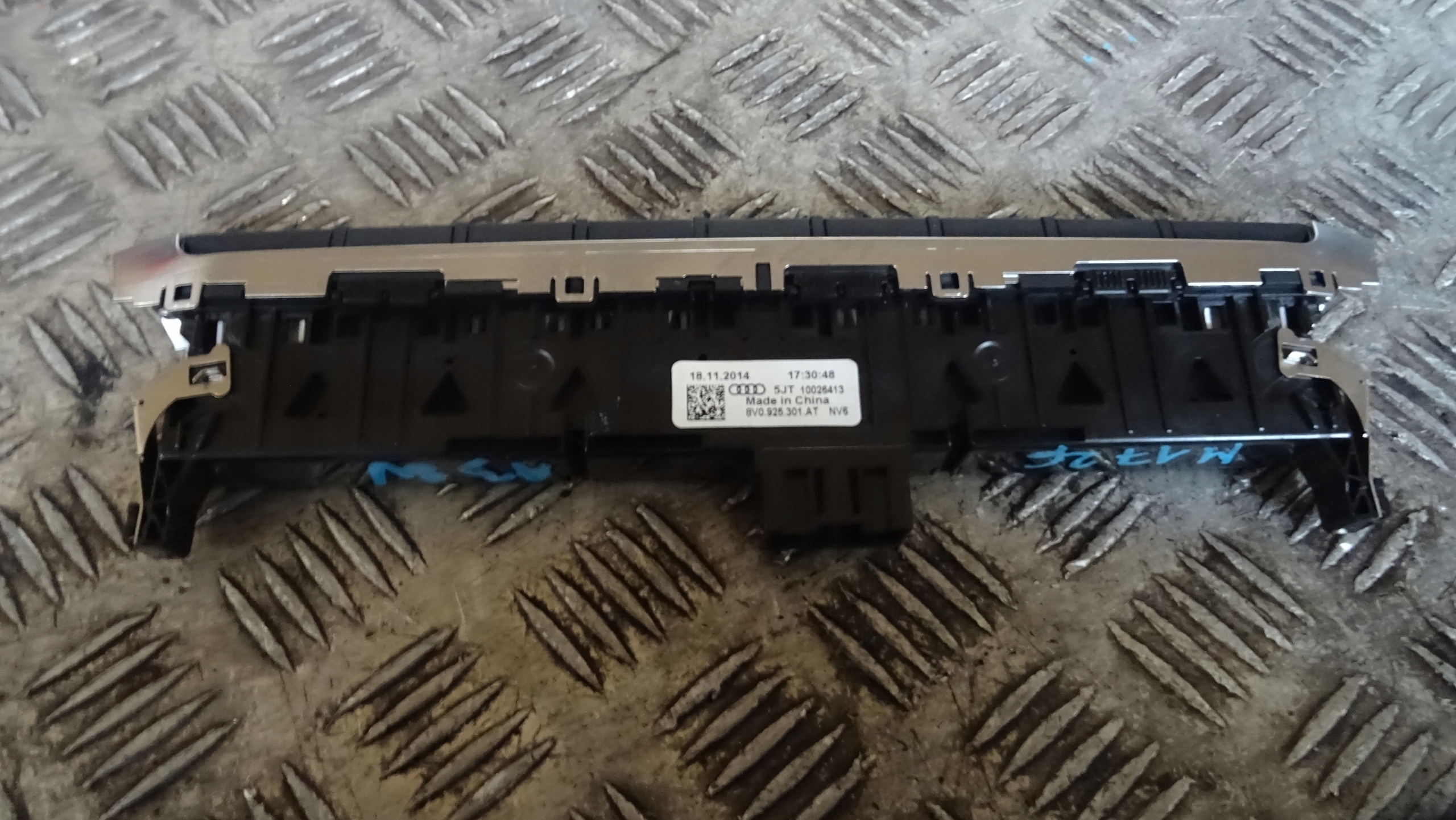 PANEL Pulsante 8V0925301AT AUDI A3 8V