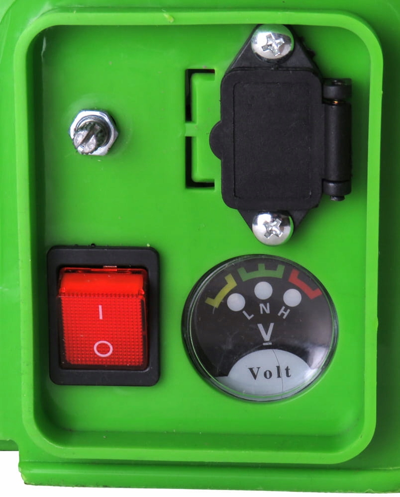 PLECAKOWY OPRYSKIWACZ AKUMULATOROWY 16L + 4 DYSZE Długość lancy 125 cm