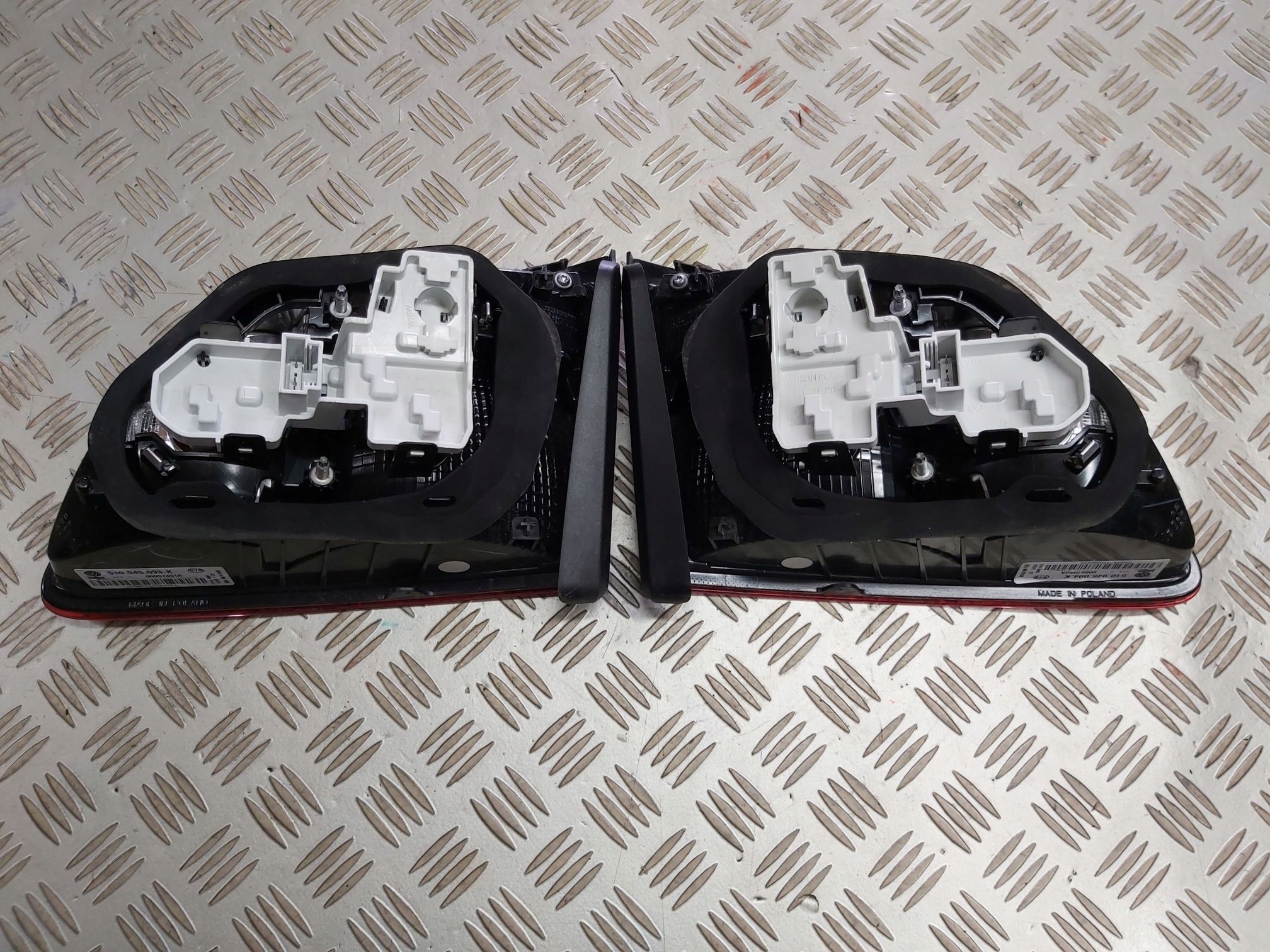 Licht hinten rechts oder links VW GOLF SPORTSVAN 14R