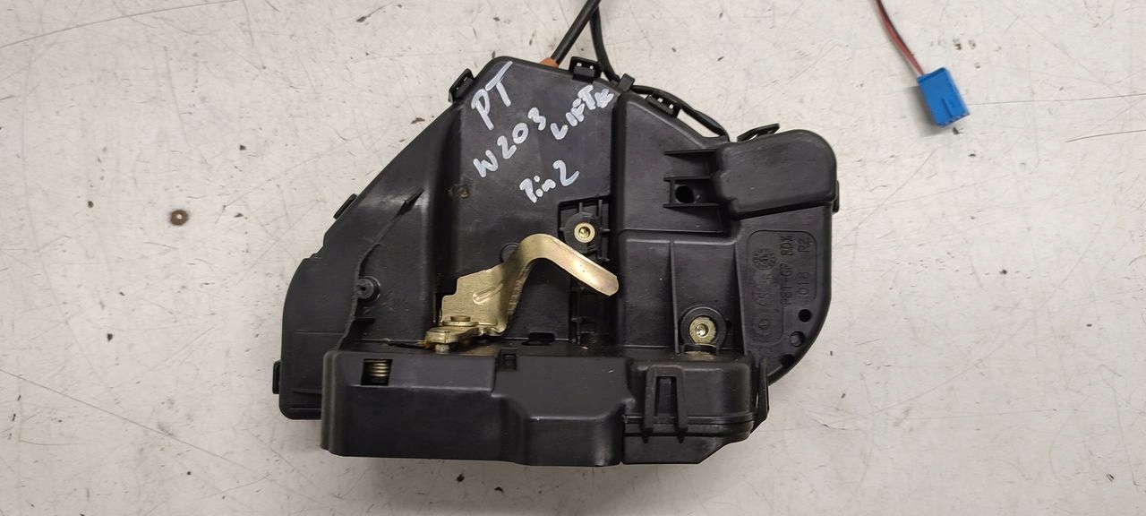 lock rear part rear right Mercedes W203