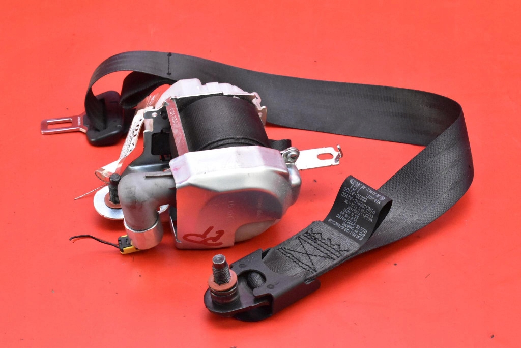 Gurten Sicherheits rechts vorne Spanner 88810-A2100 KIA CEED 2 II 12-15