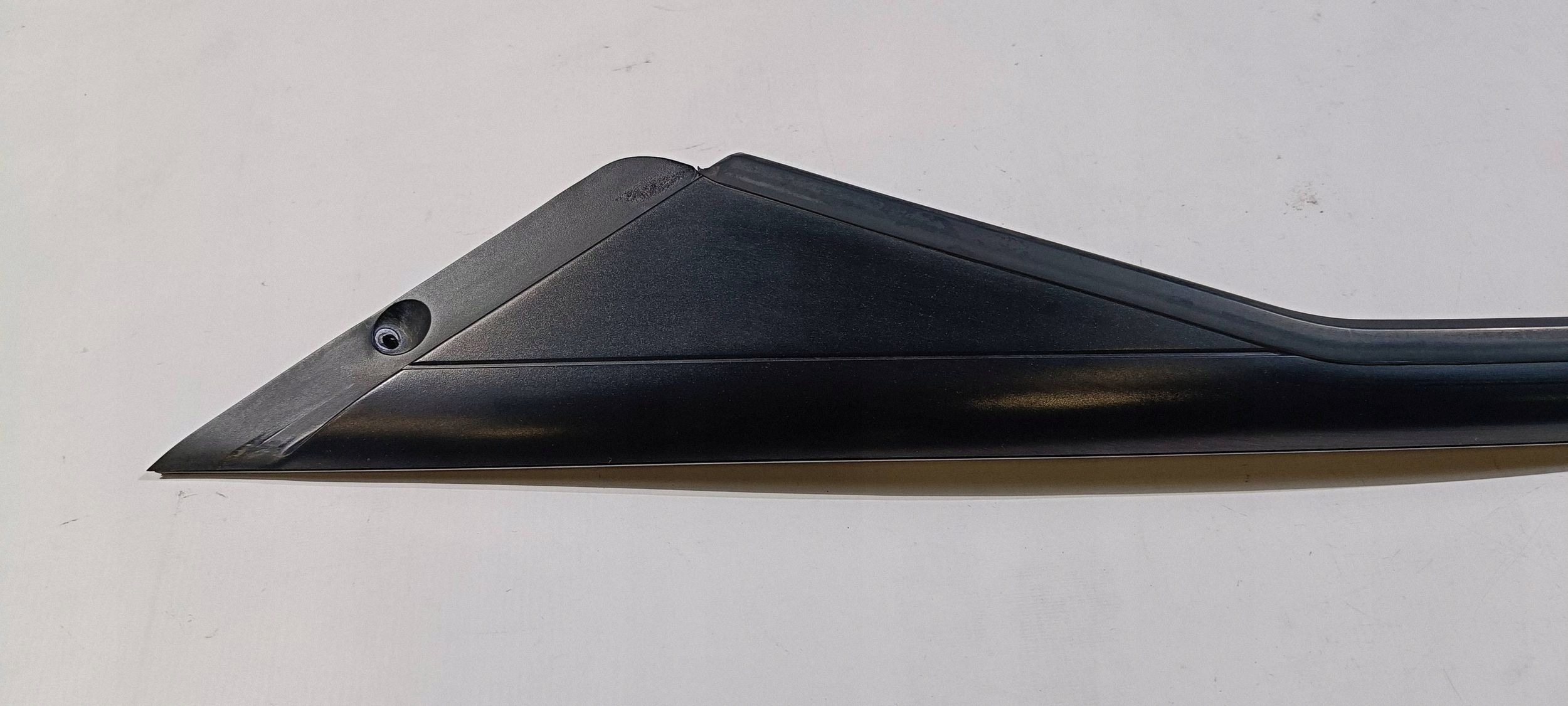 blende abdeckung blende gehäuse panel säule A rechts Chevrolet Corvette C6 2005-2013