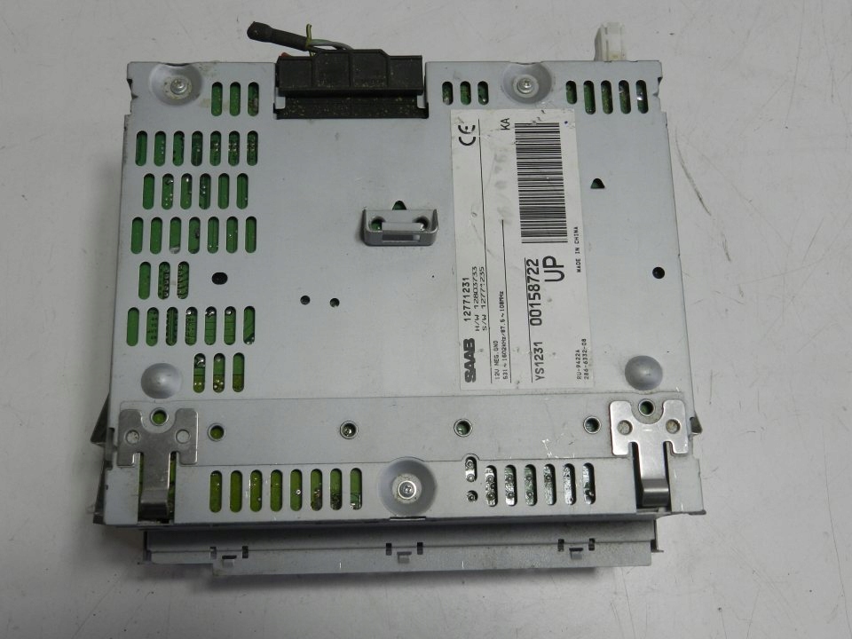 SAAB 9-3 II 02-07 ZMIENIARKA PŁYT CD WZMACNIACZ Producent części Volkswagen OE