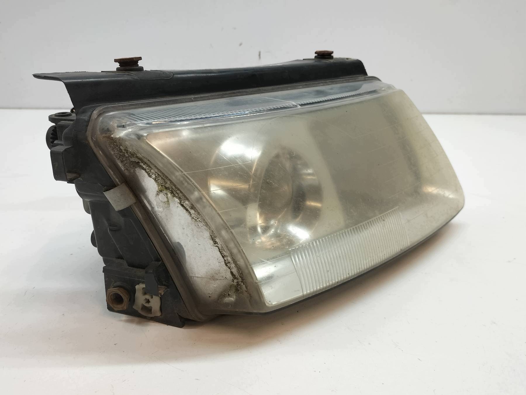 light front right XENON EUROPA before LIFT Volkswagen Passat V (1996-05) B5