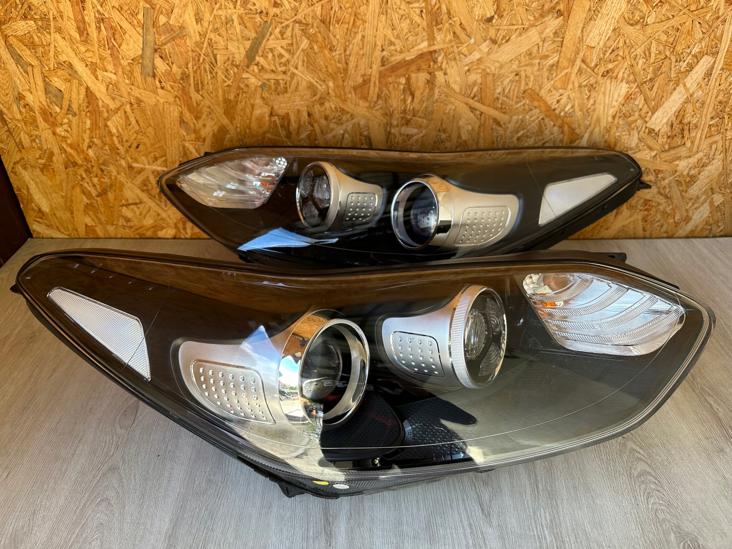 light front right left KIA SPORTAGE IV XENON