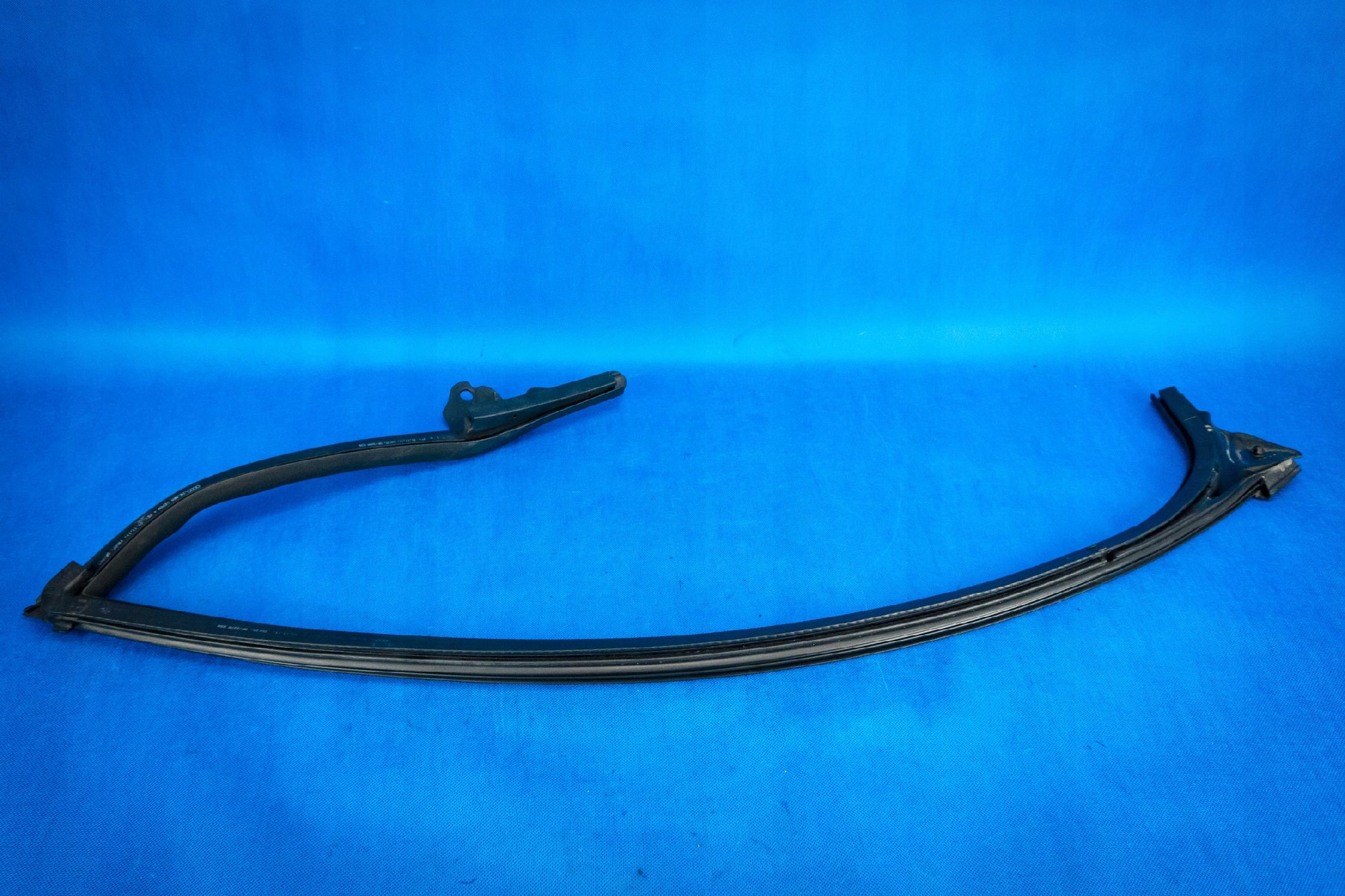 gasket upper door front Audi A7 S7 4G8845354F