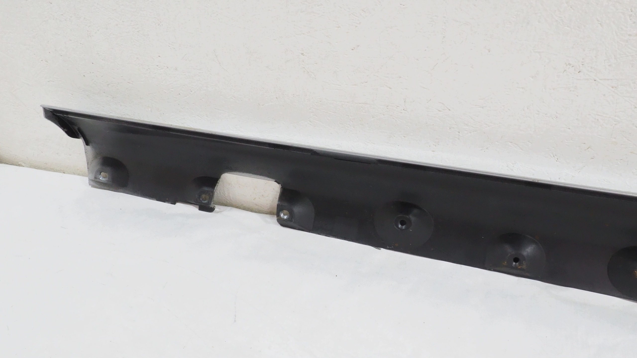 BMW 3 E46 moulding threshold right 8226118