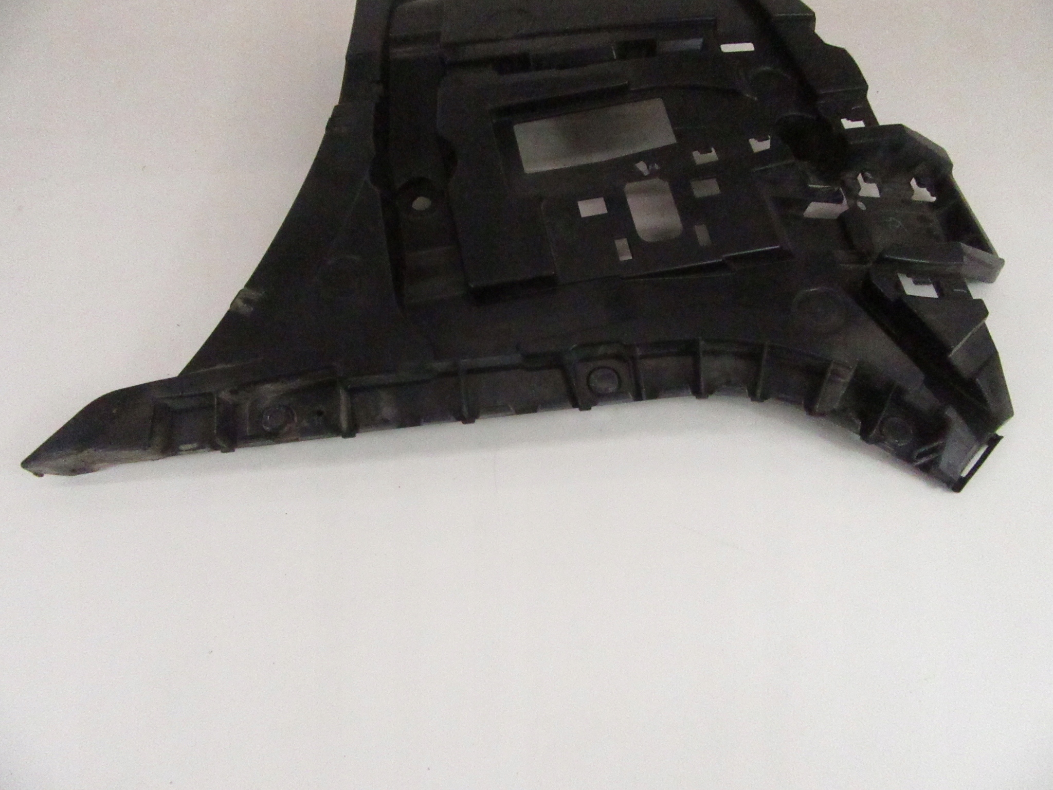 bracket holder bumper bracket right rear part BMW 7 G11 G12 PRZEDLIFTEM