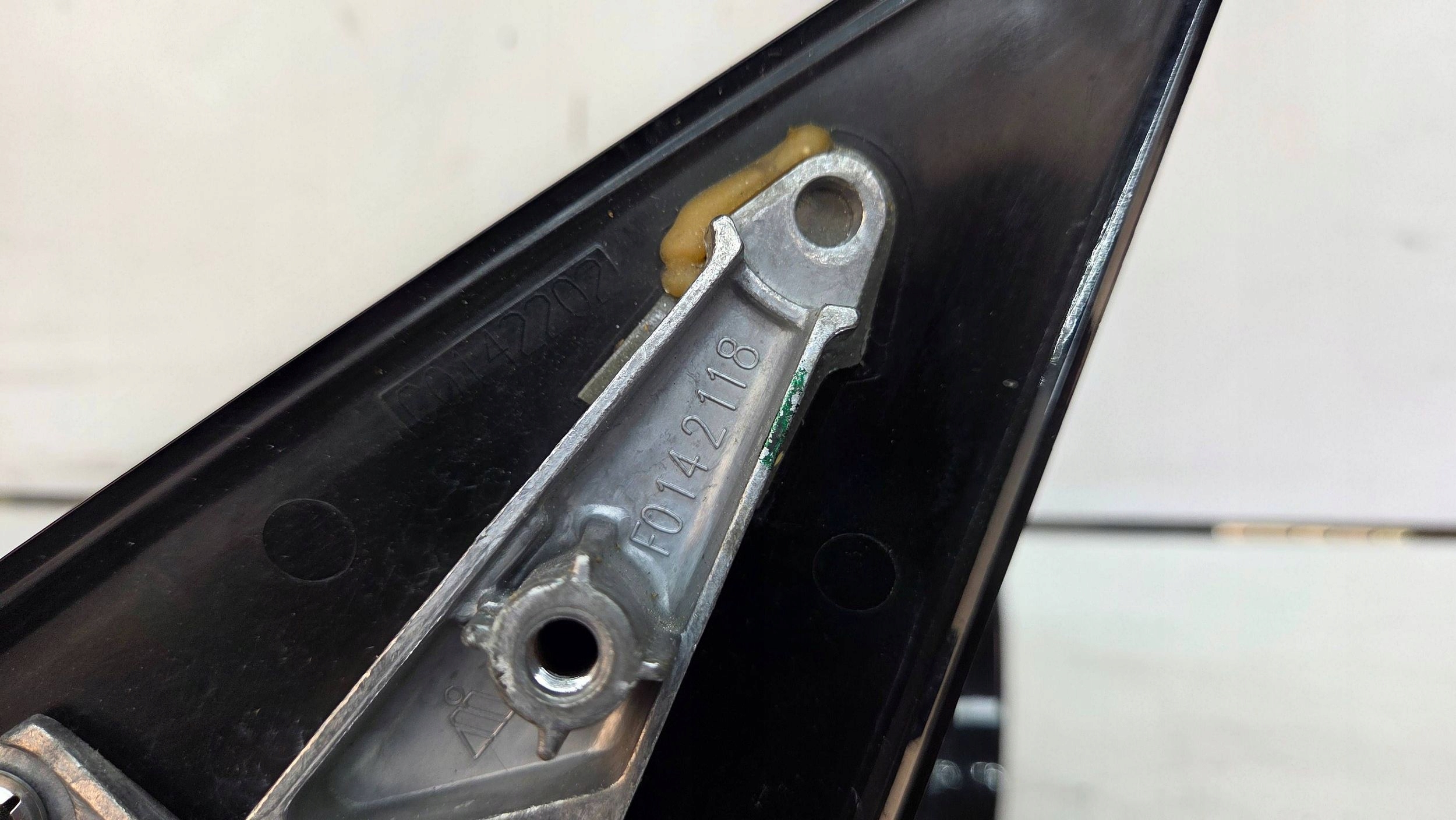 BMW 3 E90 E91 5pin 7182695 right mirror side door przednich