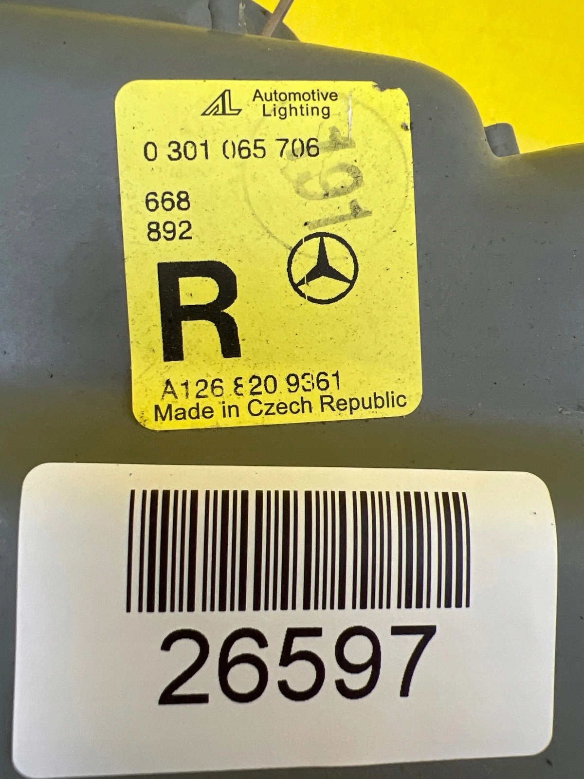 light right Mercedes W126 79-91 A1268209361