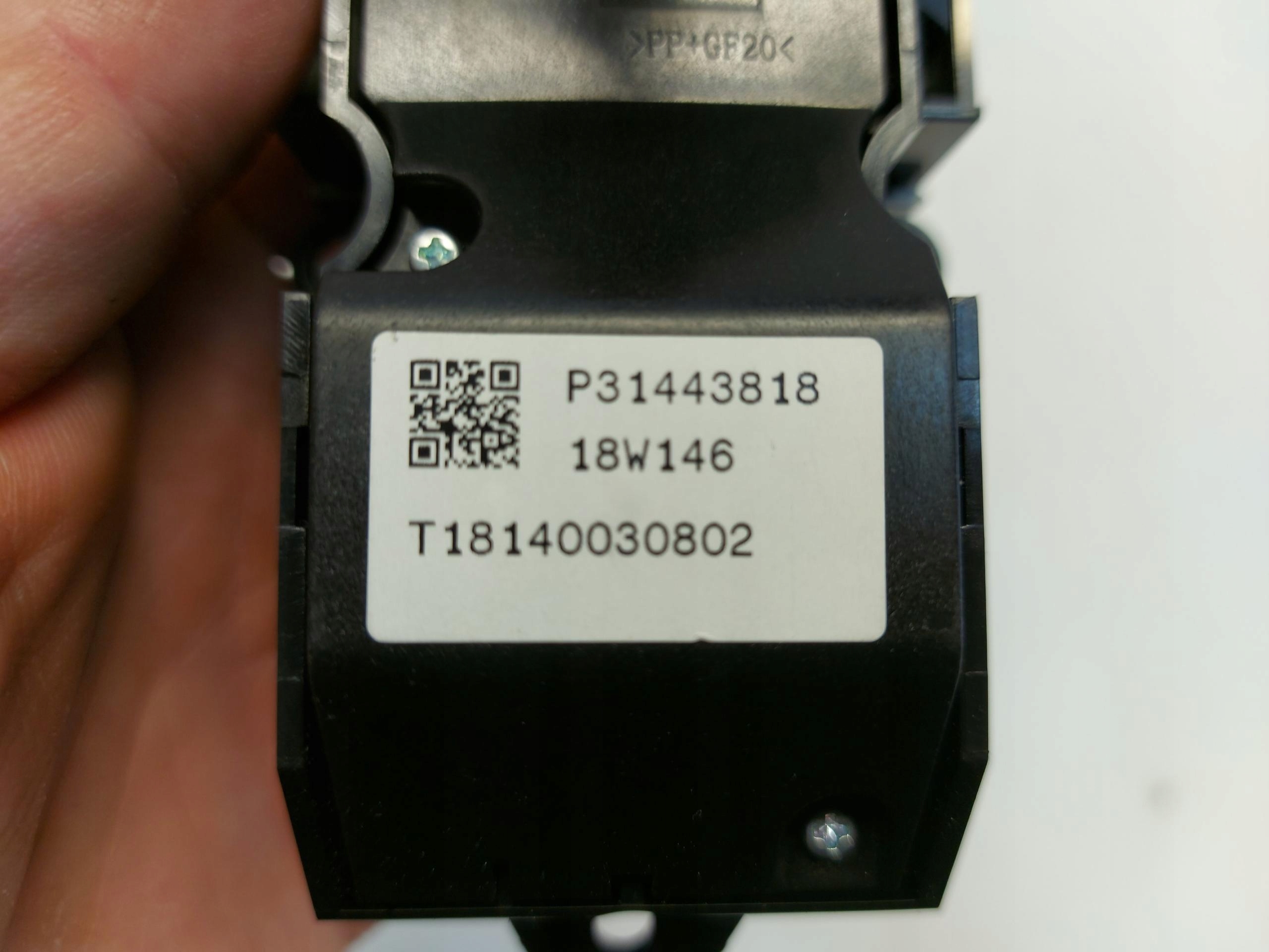 VOLVO V60 II button START STOP 31443818