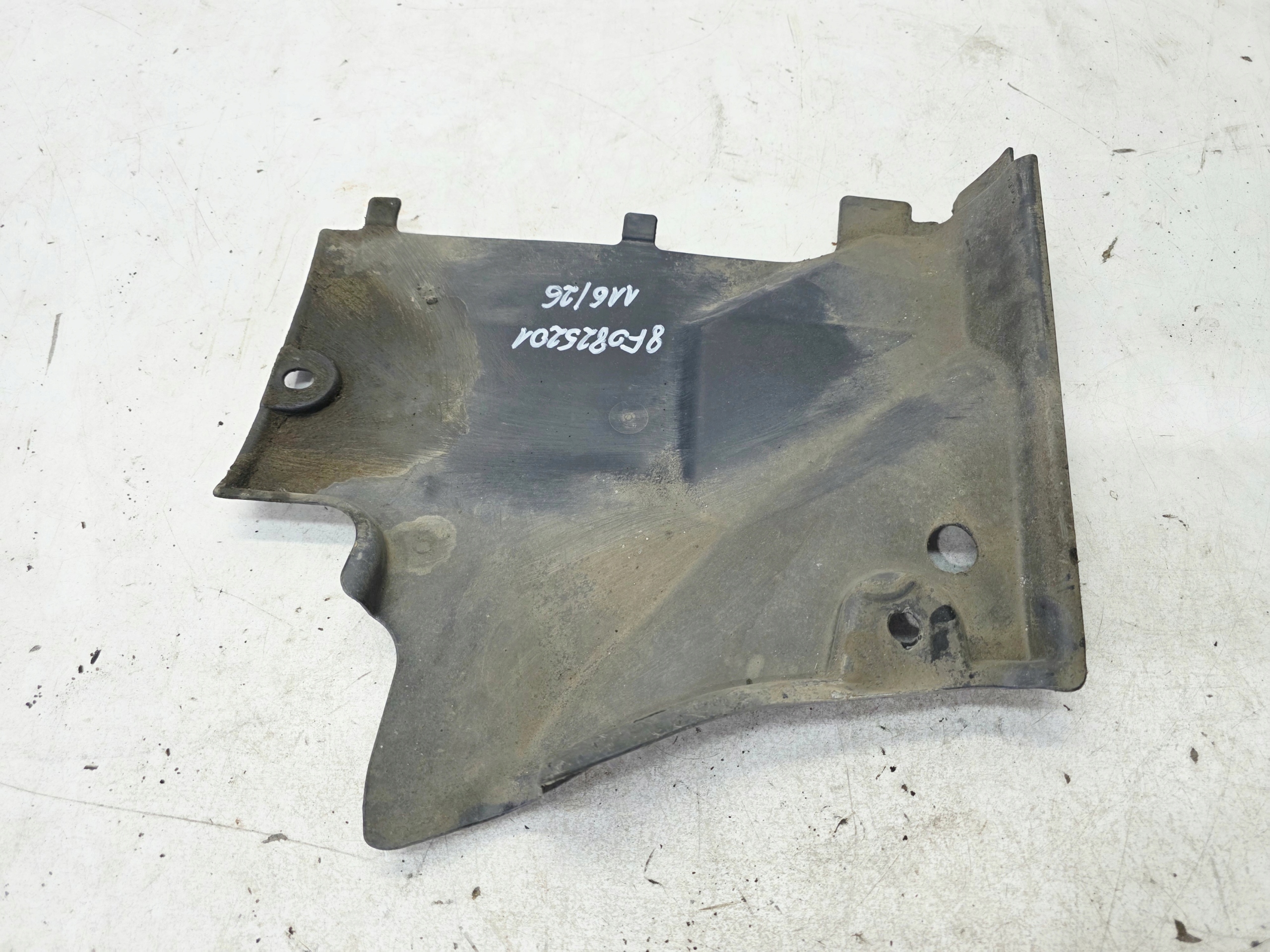 cover chassis left MALA AUDI A5 8F CABRIO 8F0825201 116/26