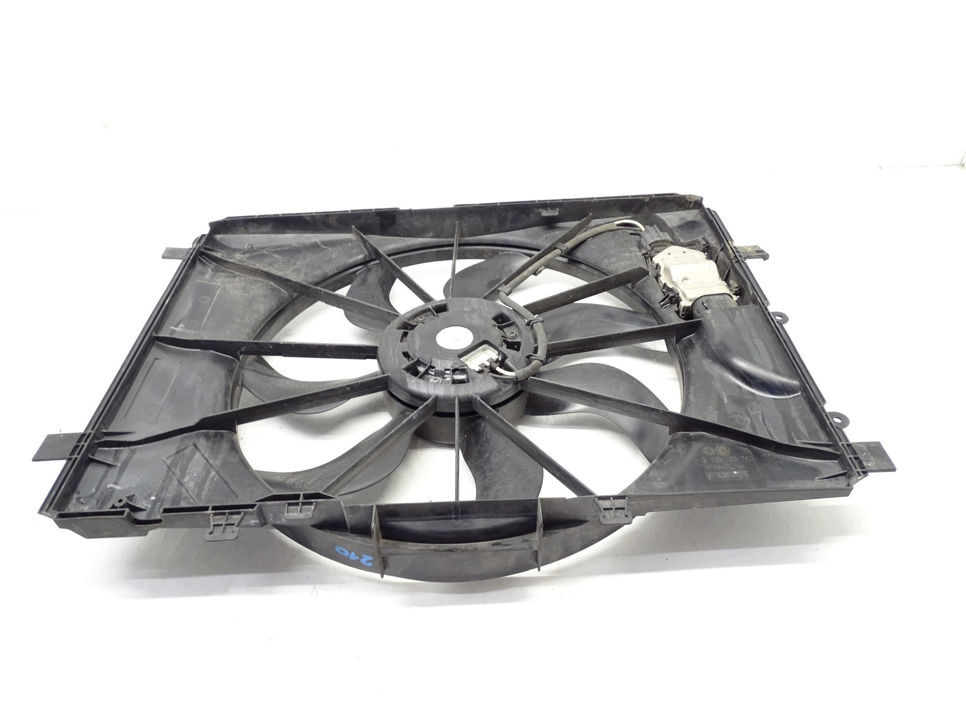 ventilator hladnjaka vode MERCEDES B W246 A2465000064