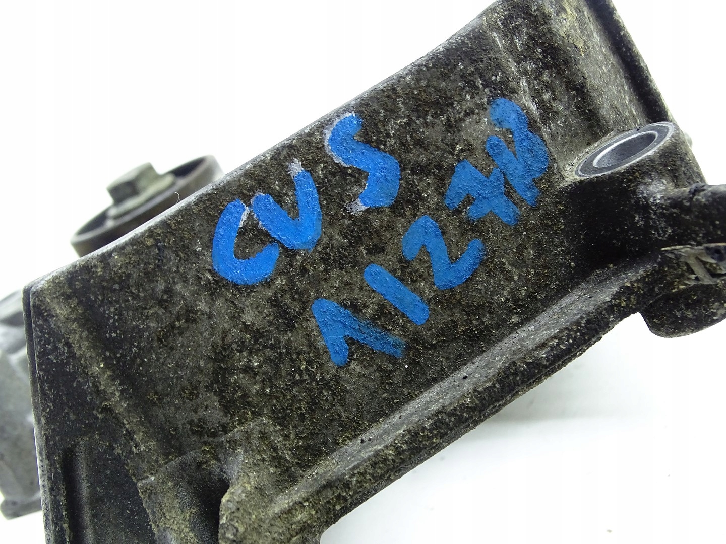 Support Pompe d’injection AUDI A1 8X POLO 6R 1.4 TDI 04B130379A