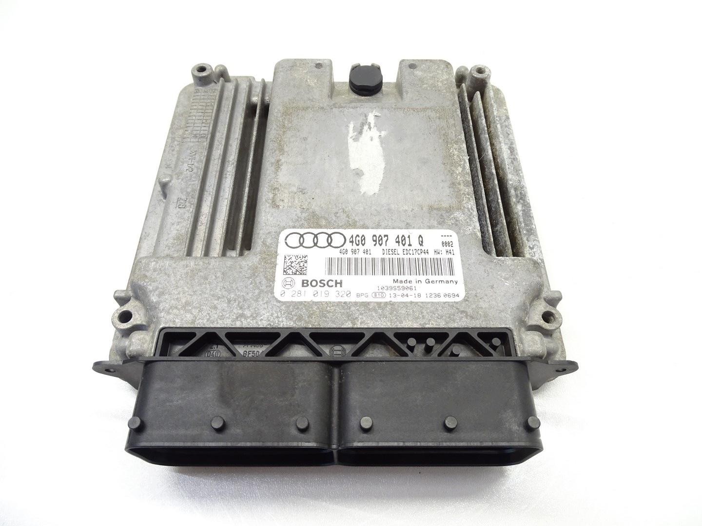 computer control unit of the engine AUDI A6 C7 4G0907401Q
